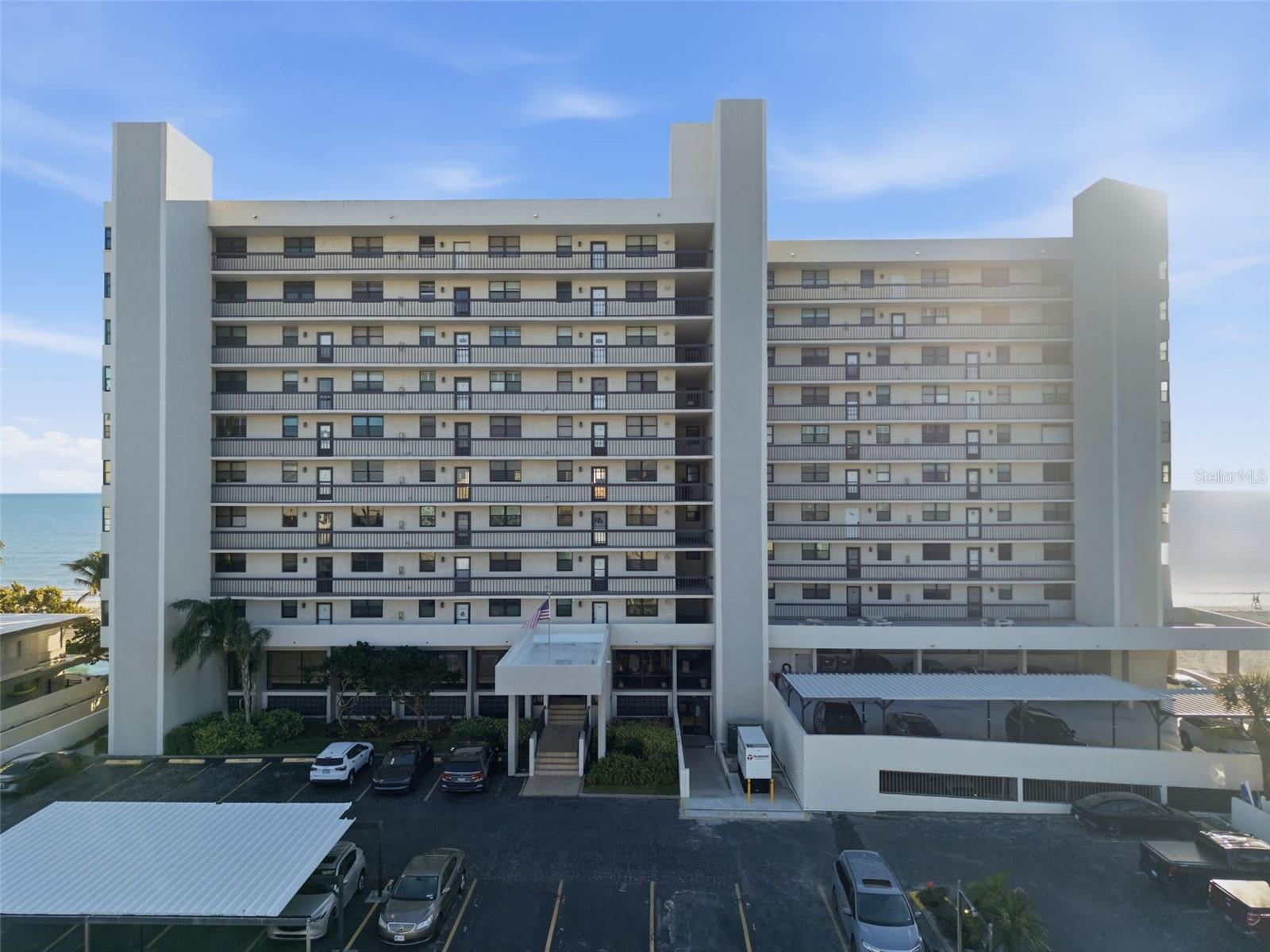 5th image of 15462 Gulf Blvd #406, Madeira Beach, FL 33708 | MLS# TB8528204