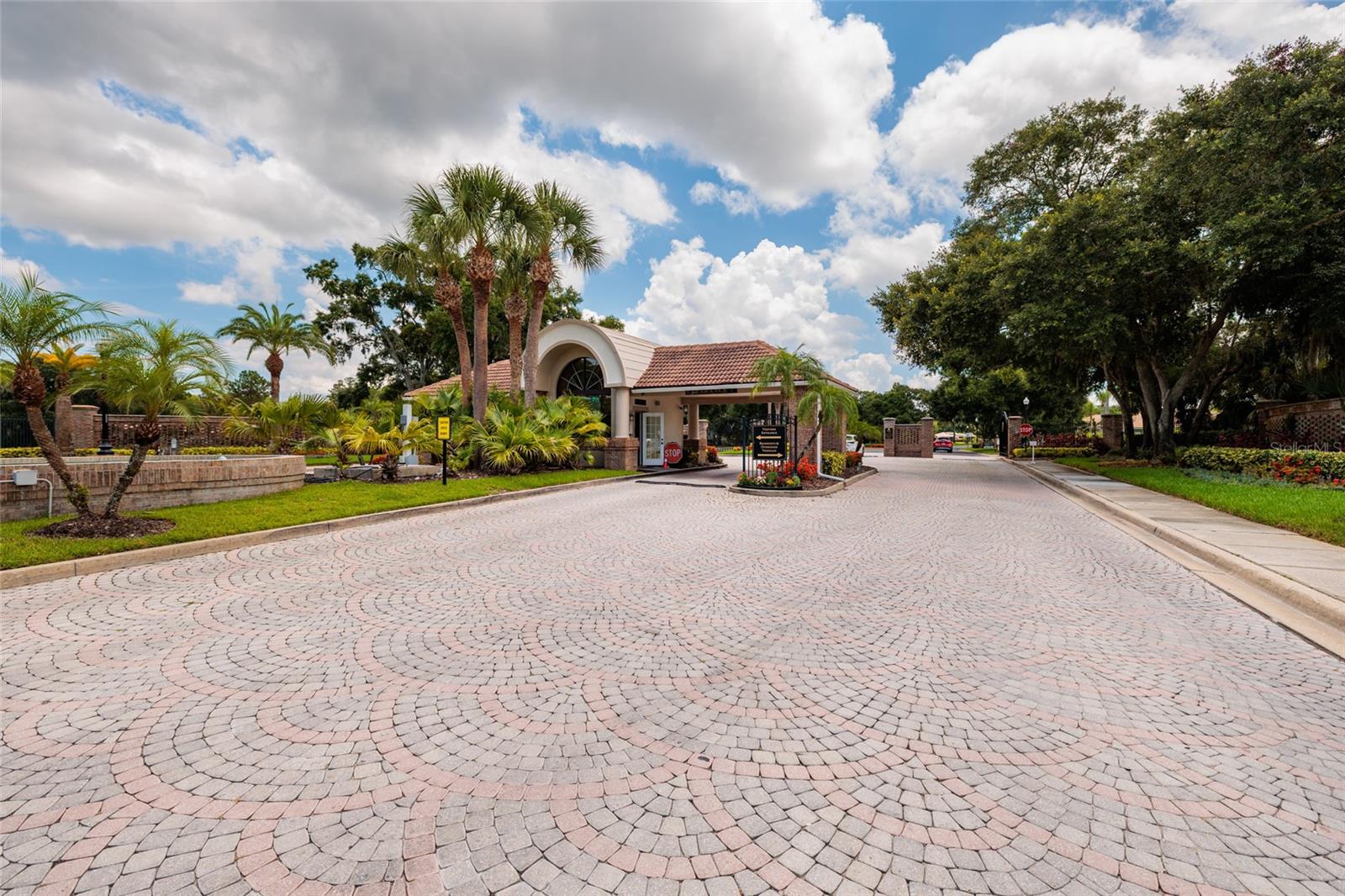 90th image of 1338 Dartford Dr, Tarpon Springs, FL 34688 | MLS# TB8528232