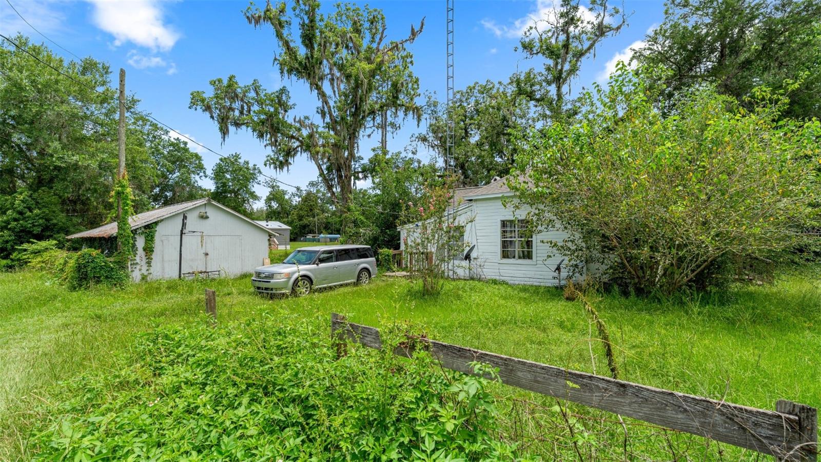 4th image of 5698 Navarre Ave, Hampton, FL 32044 | MLS# OM728291
