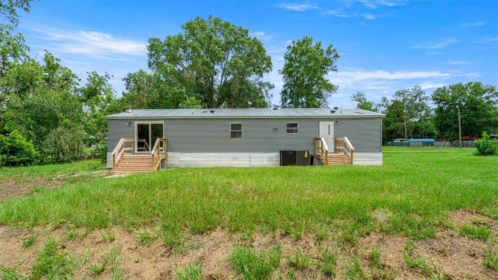 5th image of 5363 Orange St, Hampton, FL 32044 | MLS# OM728292