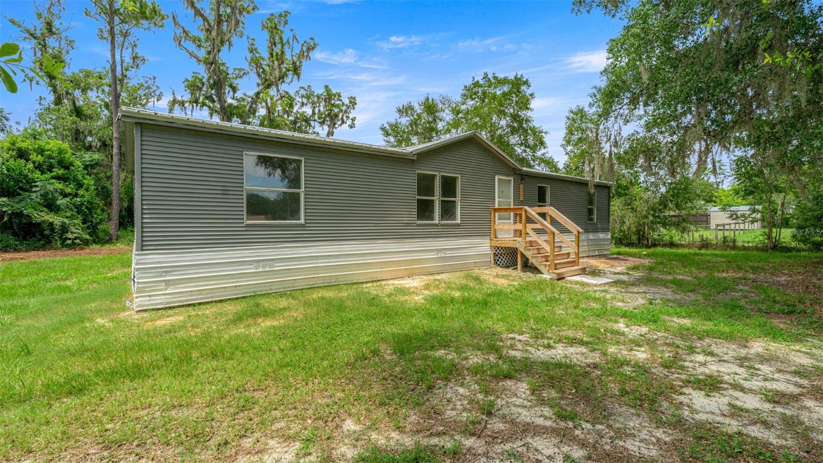 2nd image of 5363 Orange St, Hampton, FL 32044 | MLS# OM728292