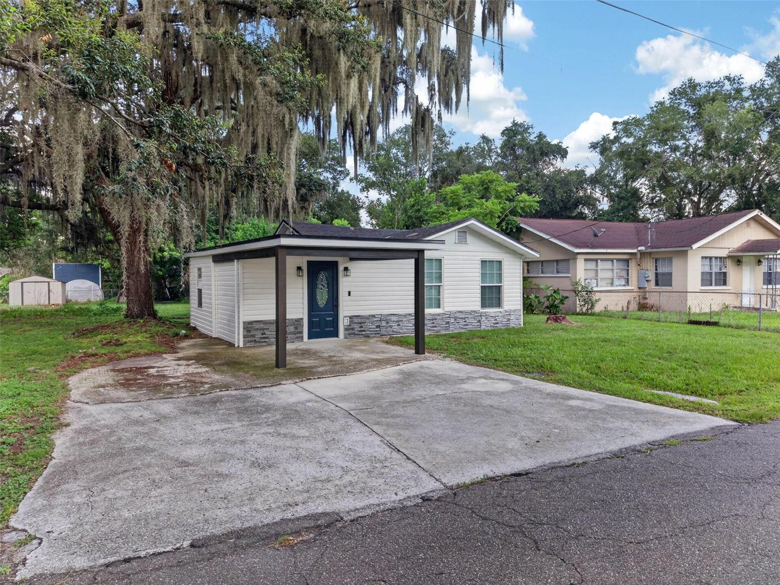 2nd image of 925 Adrian Ct, Lakeland, FL 33801 | MLS# O6424317