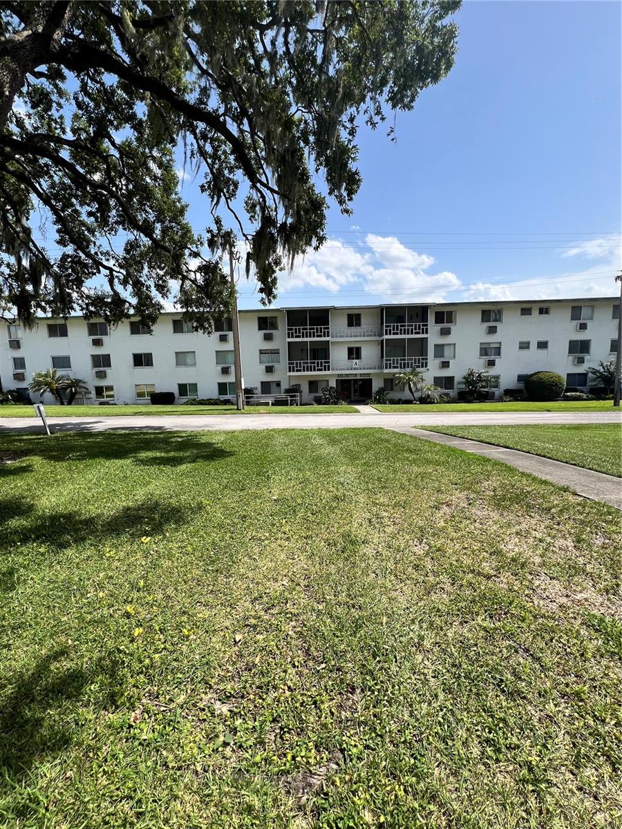 1st image of 1700 6th St Nw #A38, Winter Haven, FL 33881 | MLS# L4963441