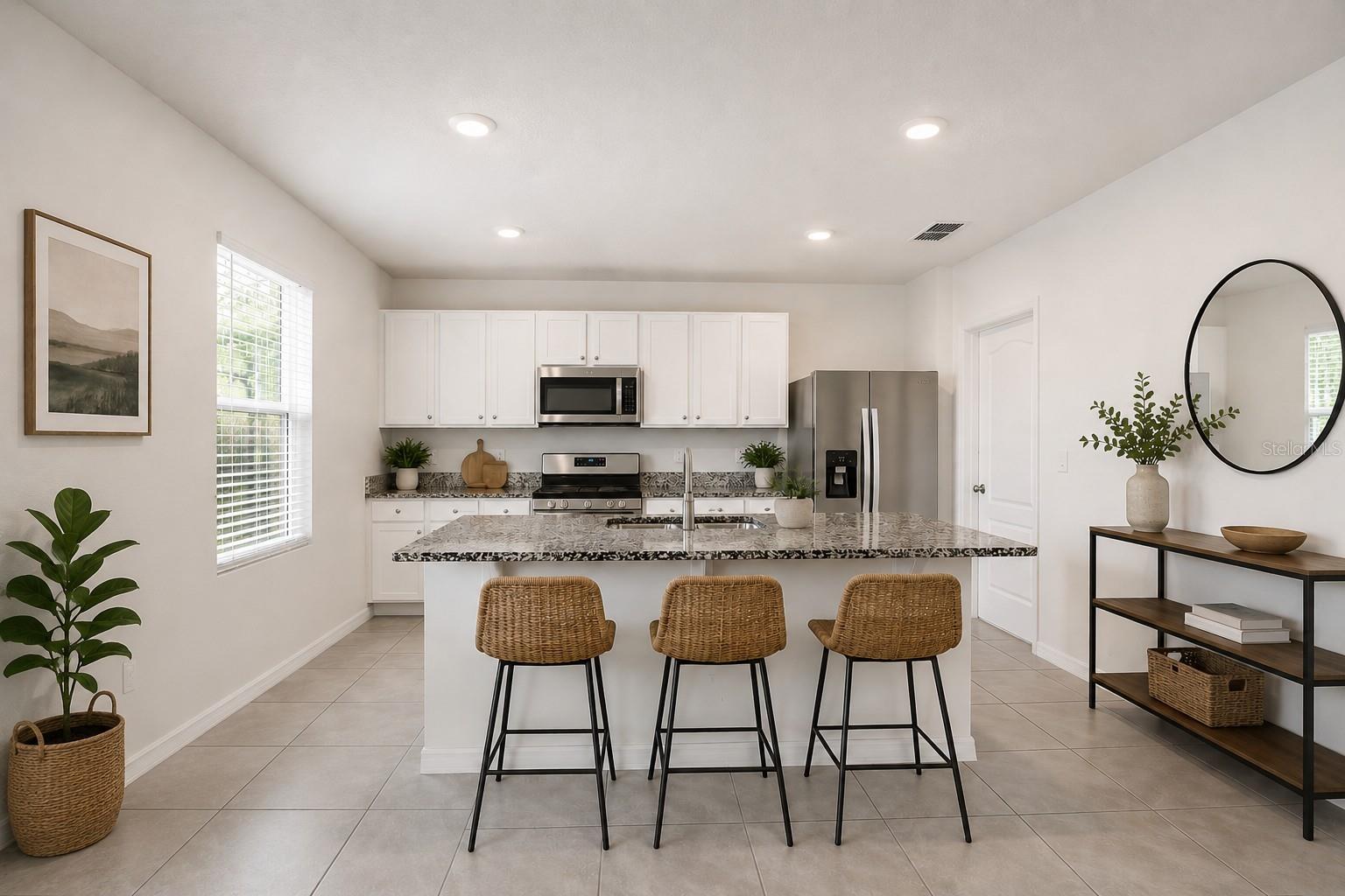 4th image of 531 Lazio Cir, Debary, FL 32713 | MLS# O6424381