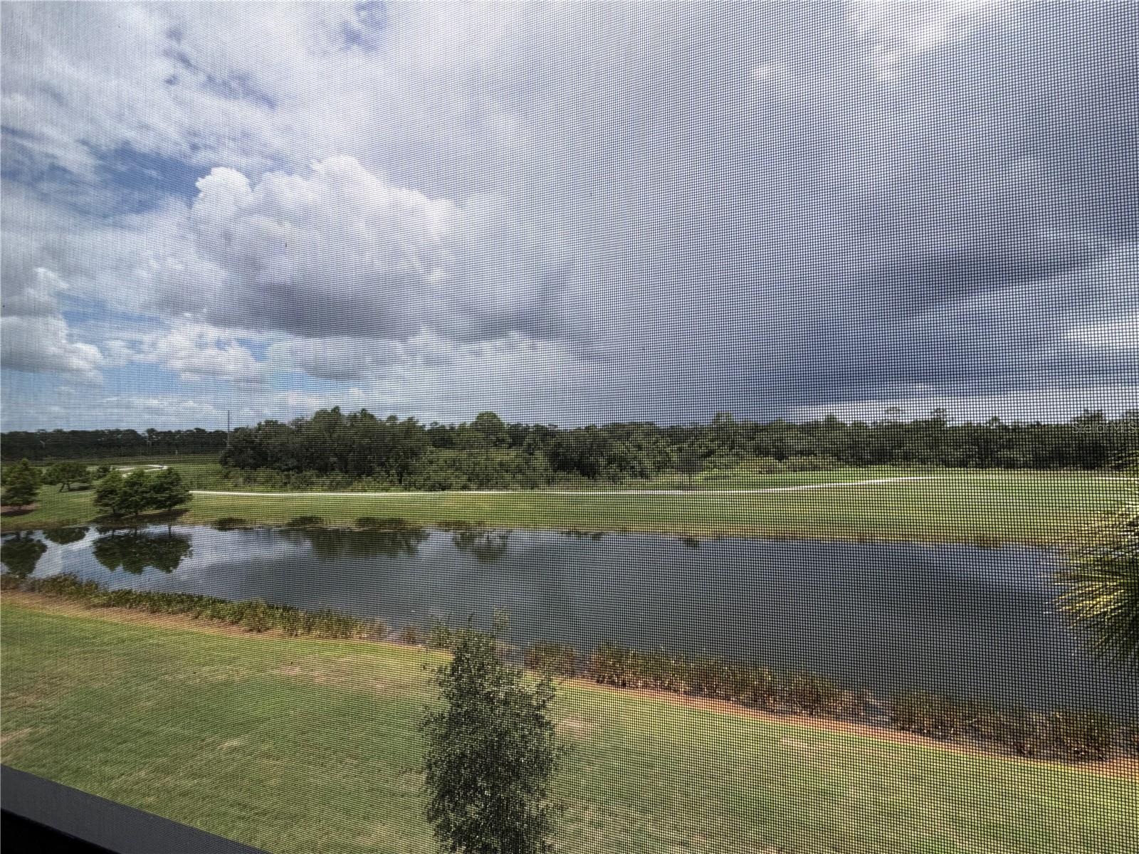 4th image of 18008 Gawthrop Dr #302, Bradenton, FL 34211 | MLS# A4699743