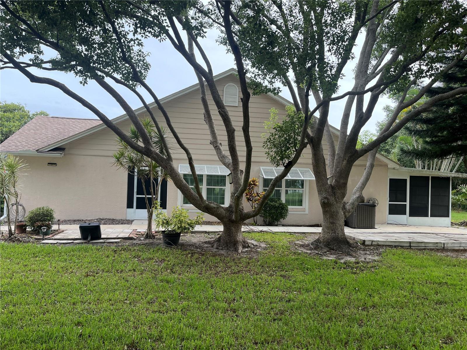 2nd image of 2387 Bentley Dr, Palm Harbor, FL 34684 | MLS# TB8528504