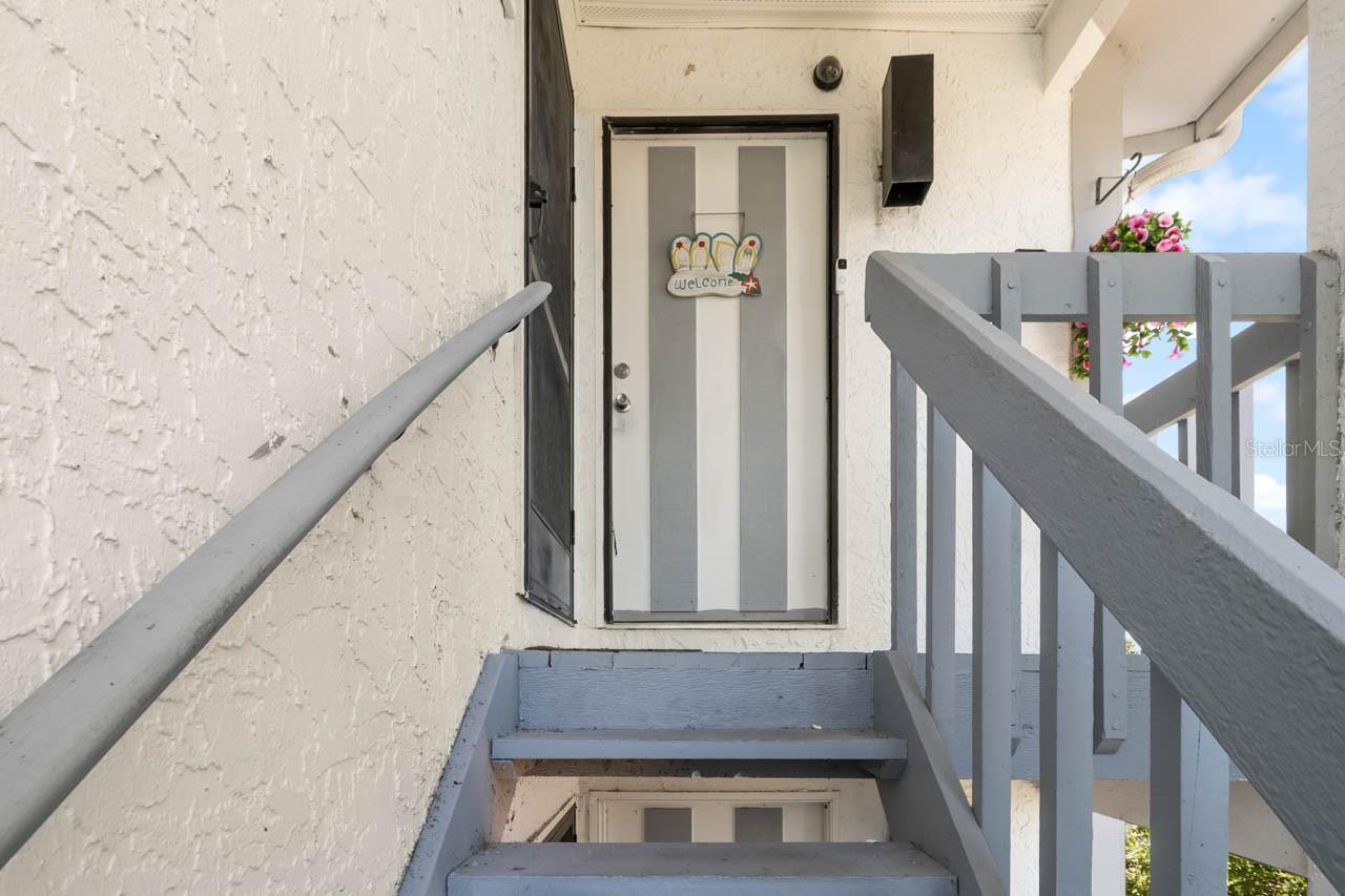 3rd image of 609 Lively Dr, SUN CITY CENTER, FL 33573
