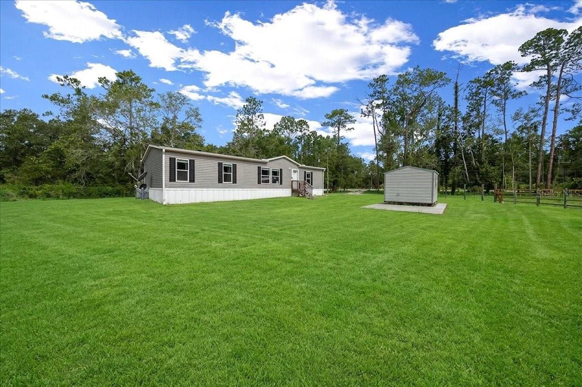 4th image of 8500 E Hwy 318, Citra, FL 32113 | MLS# OM728340