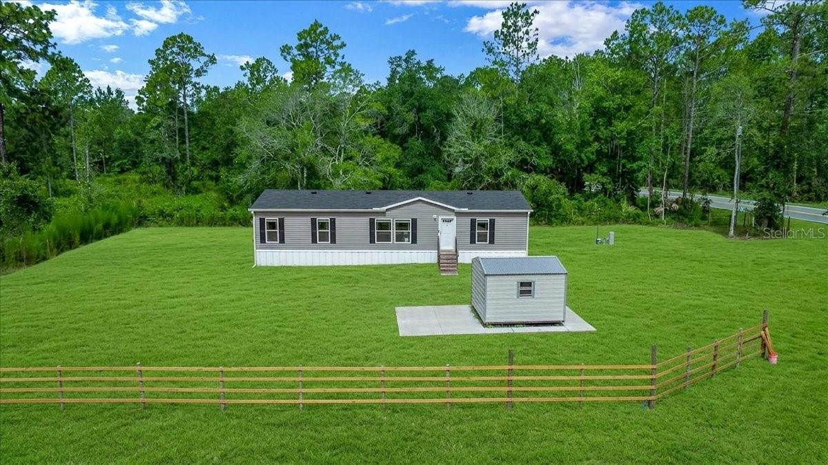 2nd image of 8500 E Hwy 318, Citra, FL 32113 | MLS# OM728340