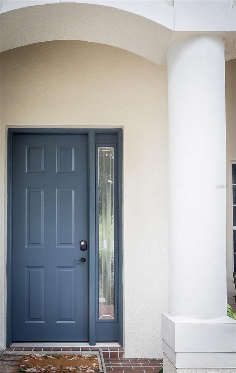 3rd image of 307 Carriage Oak Pl, Seffner, FL 33584 | MLS# TB8528583