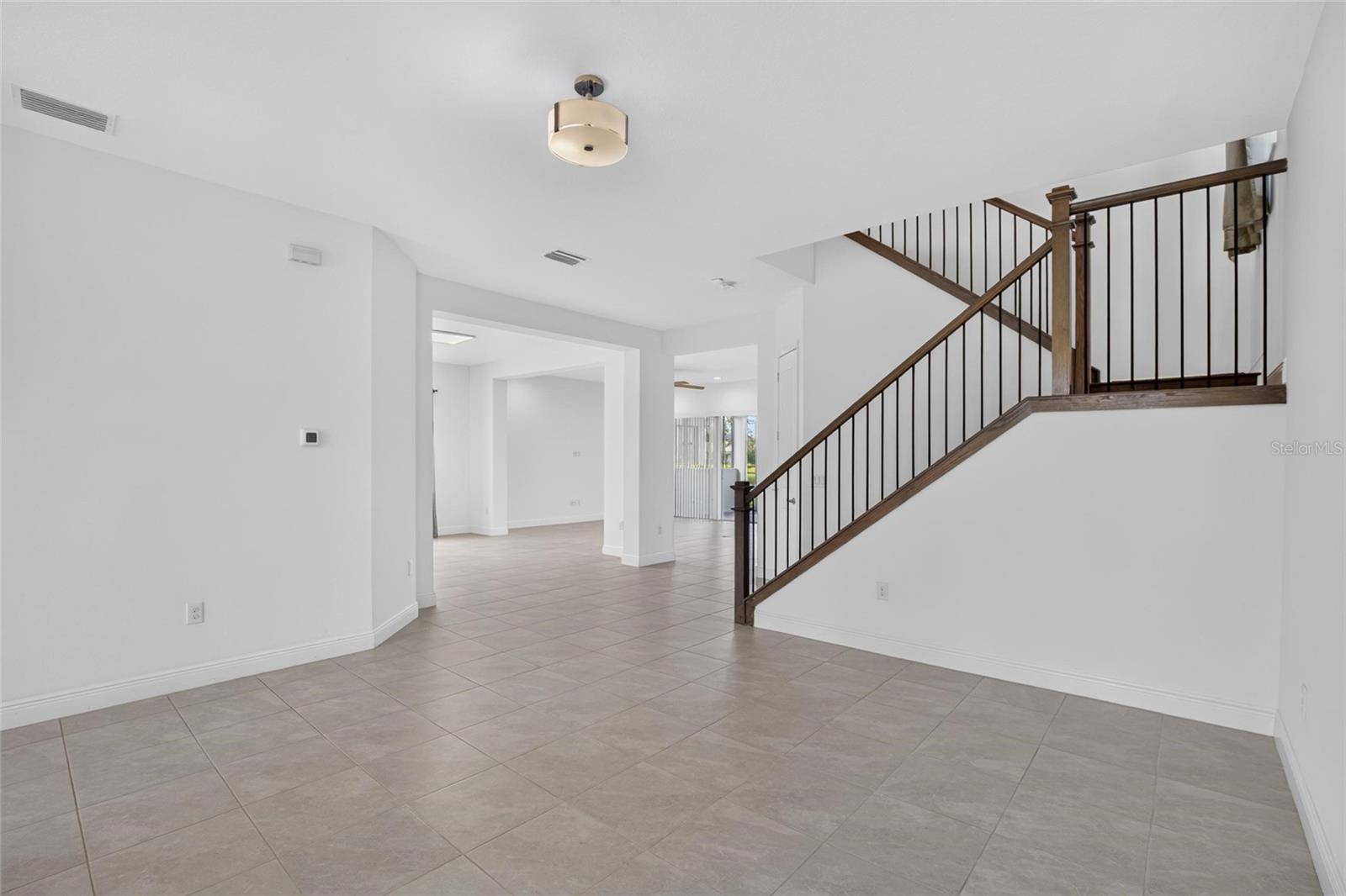 3rd image of 31142 Lindentree Dr, Wesley Chapel, FL 33543 | MLS# TB8528584