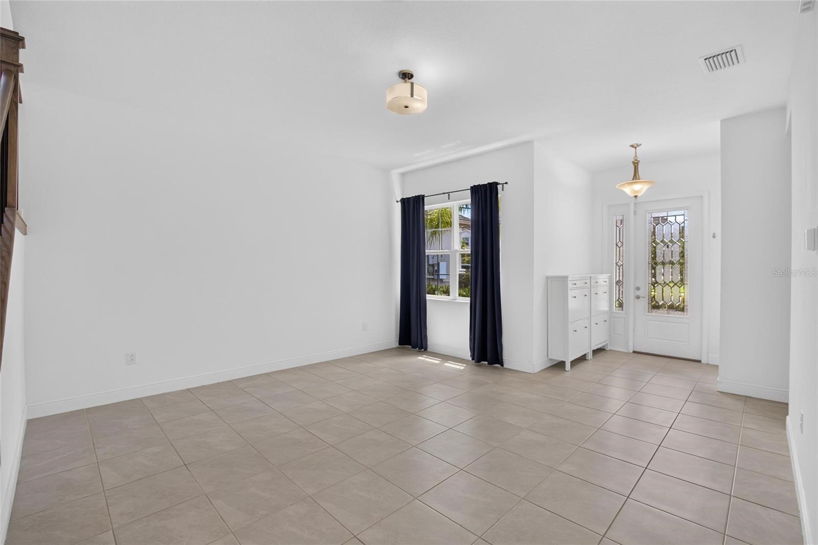 4th image of 31142 Lindentree Dr, Wesley Chapel, FL 33543 | MLS# TB8528584