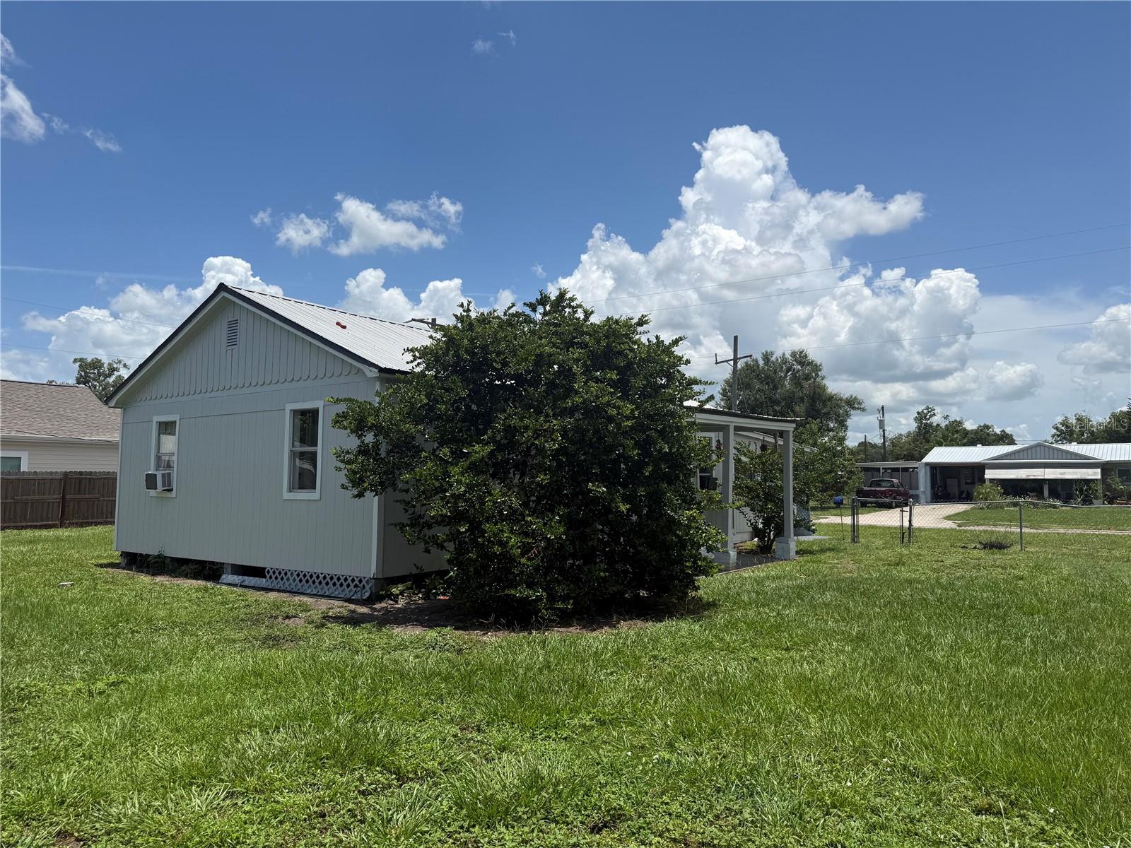5th image of 326 E Whidden St, Arcadia, FL 34266 | MLS# A4699801