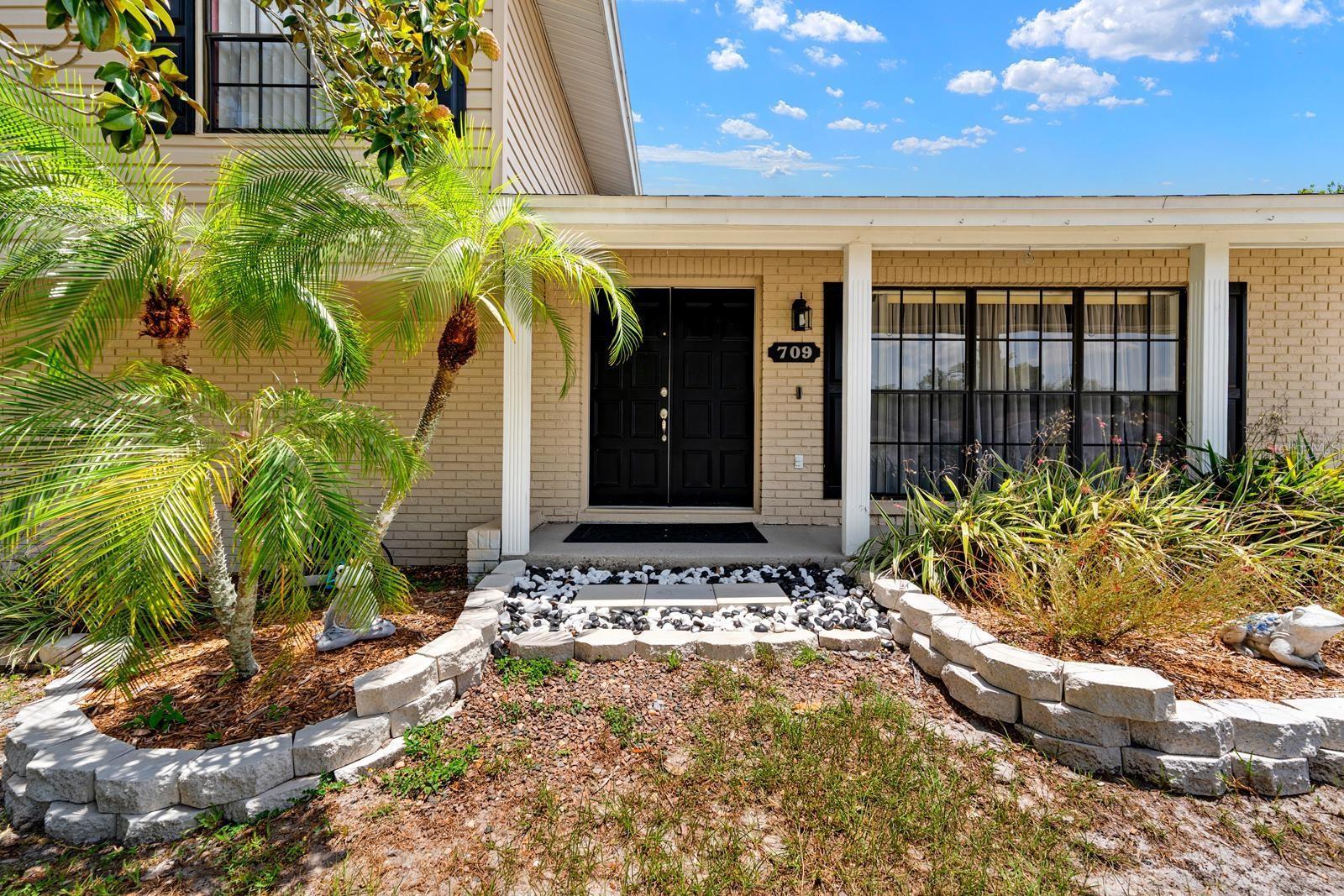 3rd image of 709 Caliente Dr, Brandon, FL 33511 | MLS# TB8528657