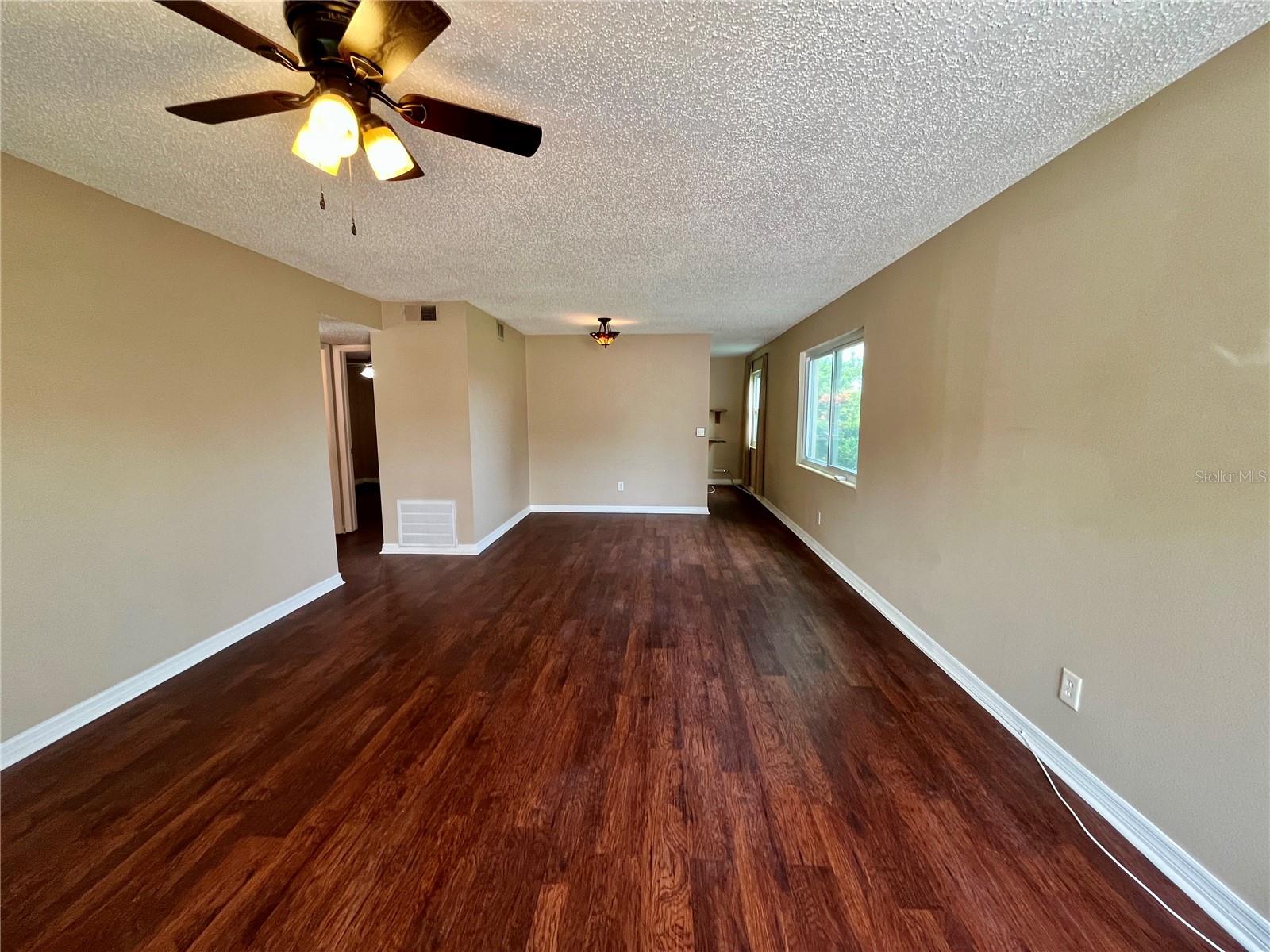5th image of 2458 Columbia Dr #28, Clearwater, FL 33763 | MLS# TB8528727