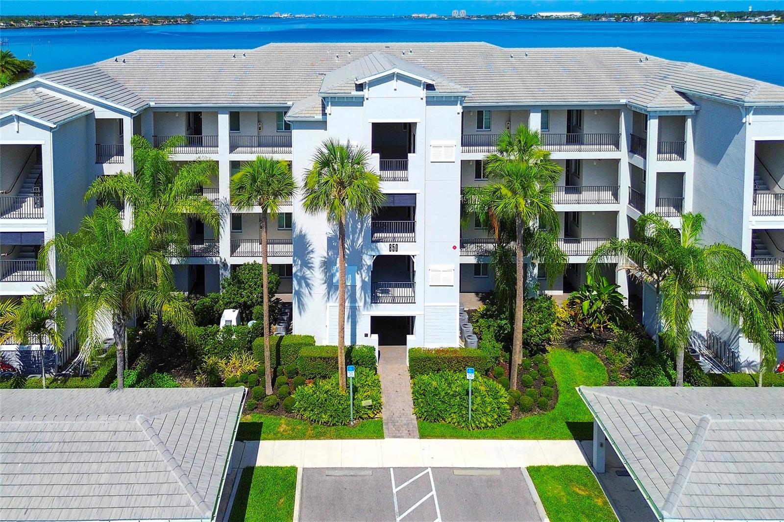 4th image of 850 Tidewater Shores Loop #402, Bradenton, FL 34208 | MLS# A4699832