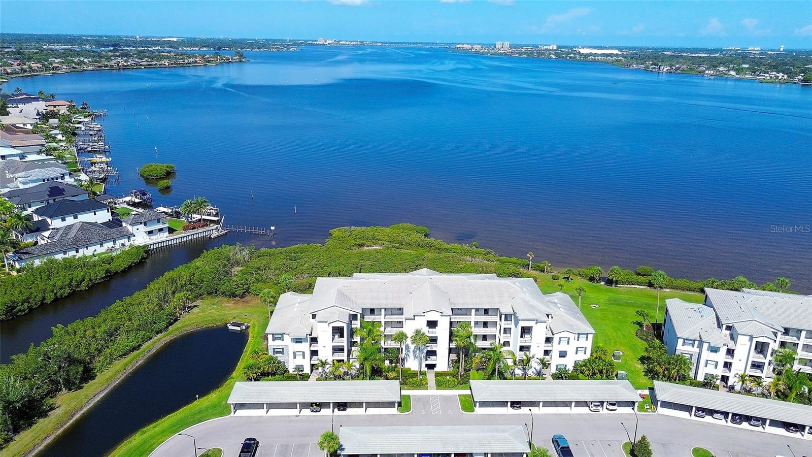 2nd image of 850 Tidewater Shores Loop #402, Bradenton, FL 34208 | MLS# A4699832