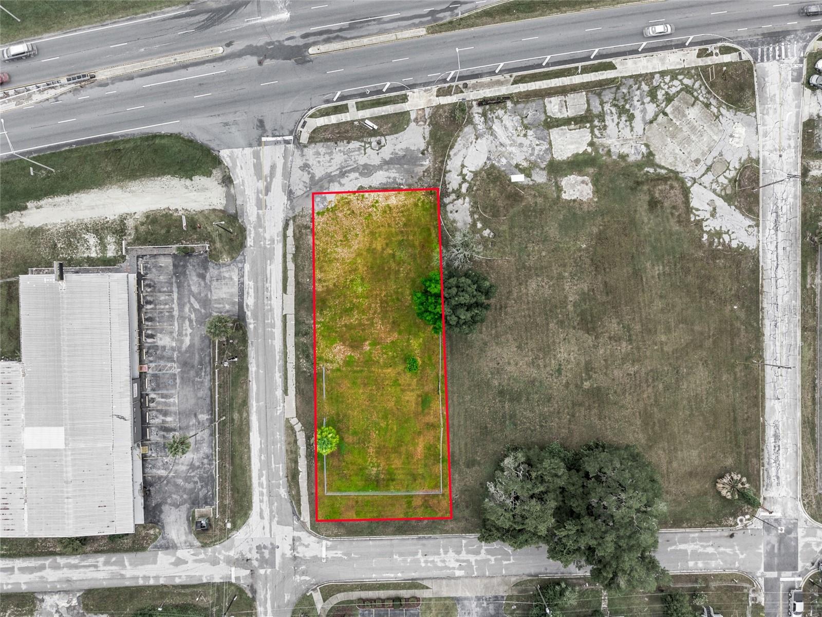 5th image of 409 Nw 8Th St, Ocala, FL 34475 | MLS# OM728376