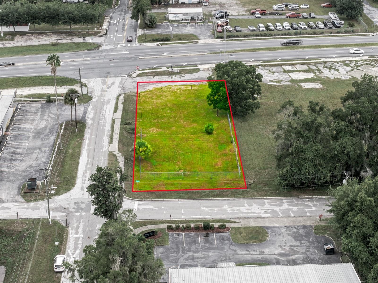 21st image of 409 Nw 8th St, Ocala, FL 34475 | MLS# OM728376