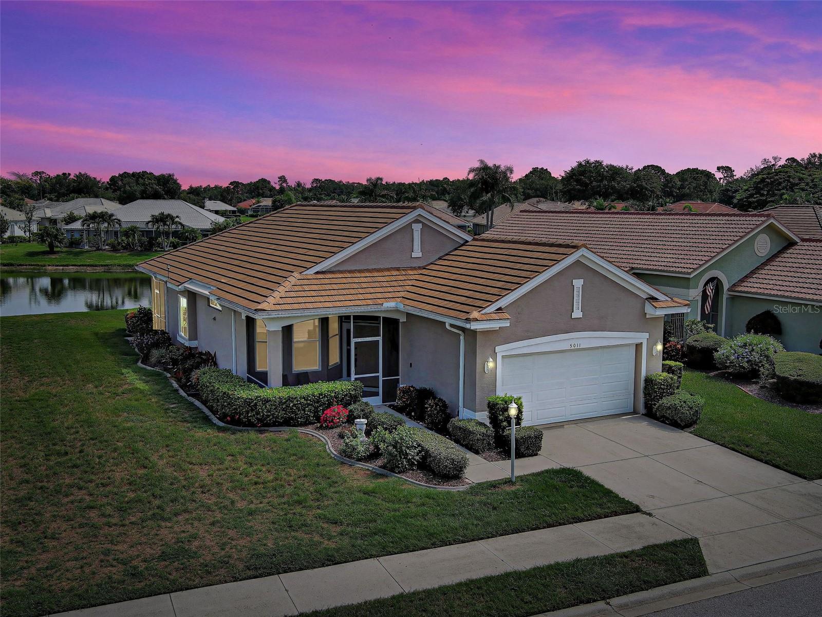 1st image of 5011 Seagrass Dr, Venice, FL 34293 | MLS# D6148058