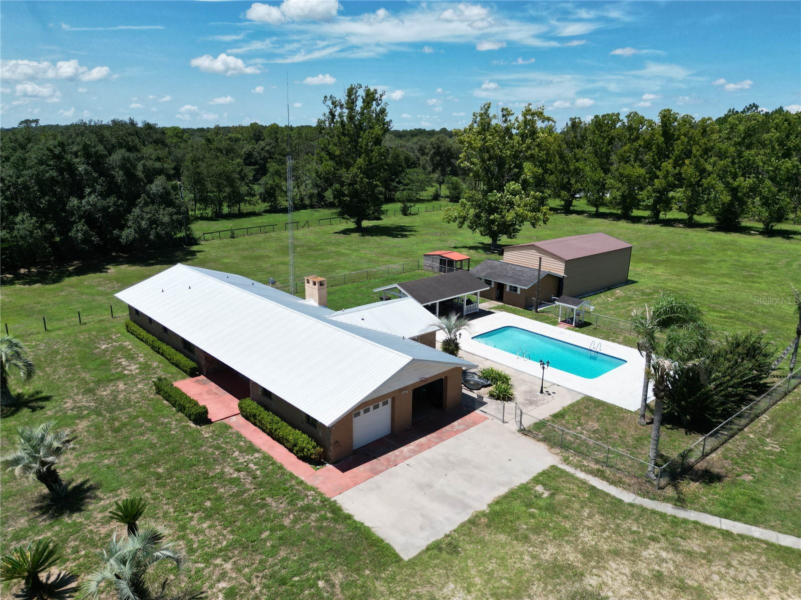 1st image of 12776 Se 87th Ter, Belleview, FL 34420 | MLS# O6424814
