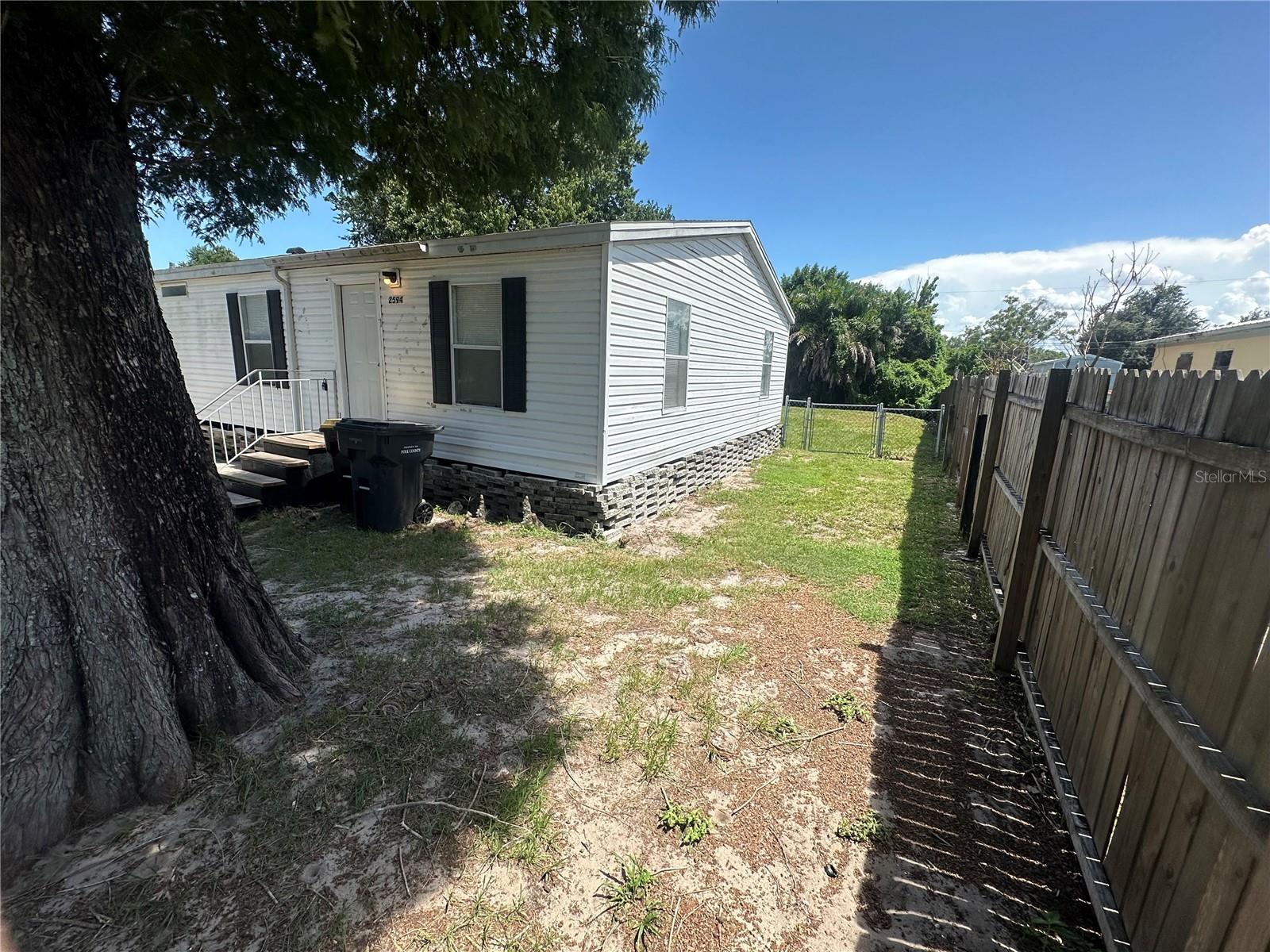 4th image of 2594 Mcintosh Dr, Lakeland, FL 33815 | MLS# L4963486