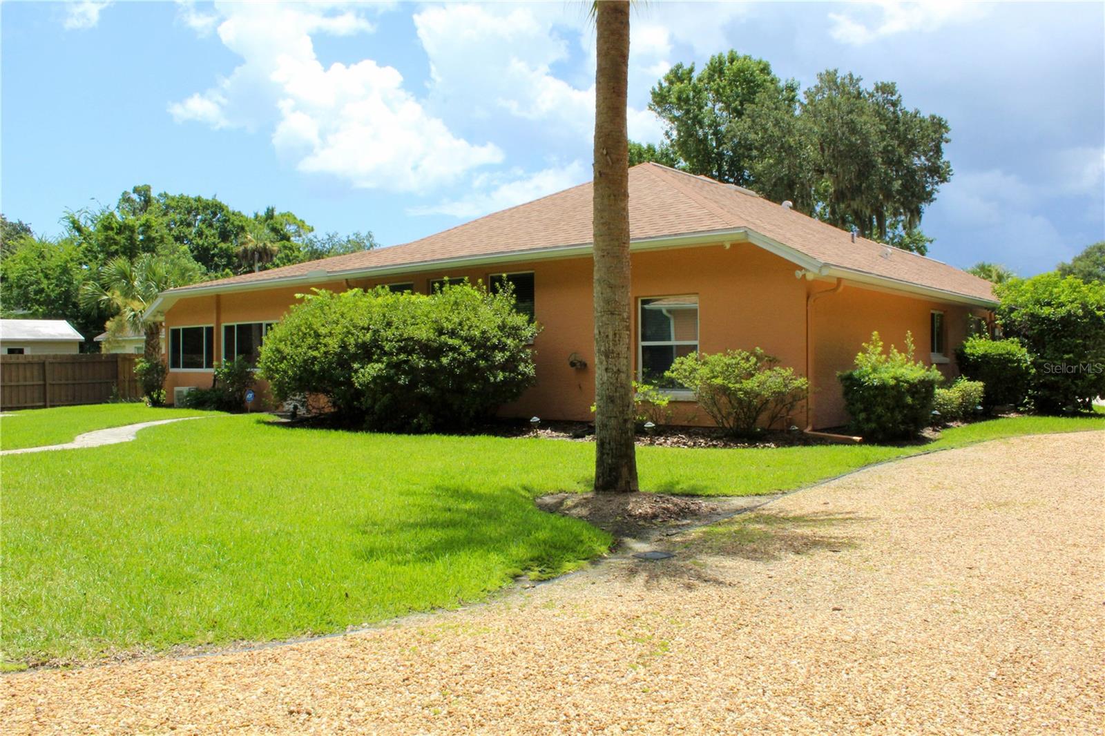 3rd image of 751 Calle Grande St, Ormond Beach, FL 32174 | MLS# FC319937