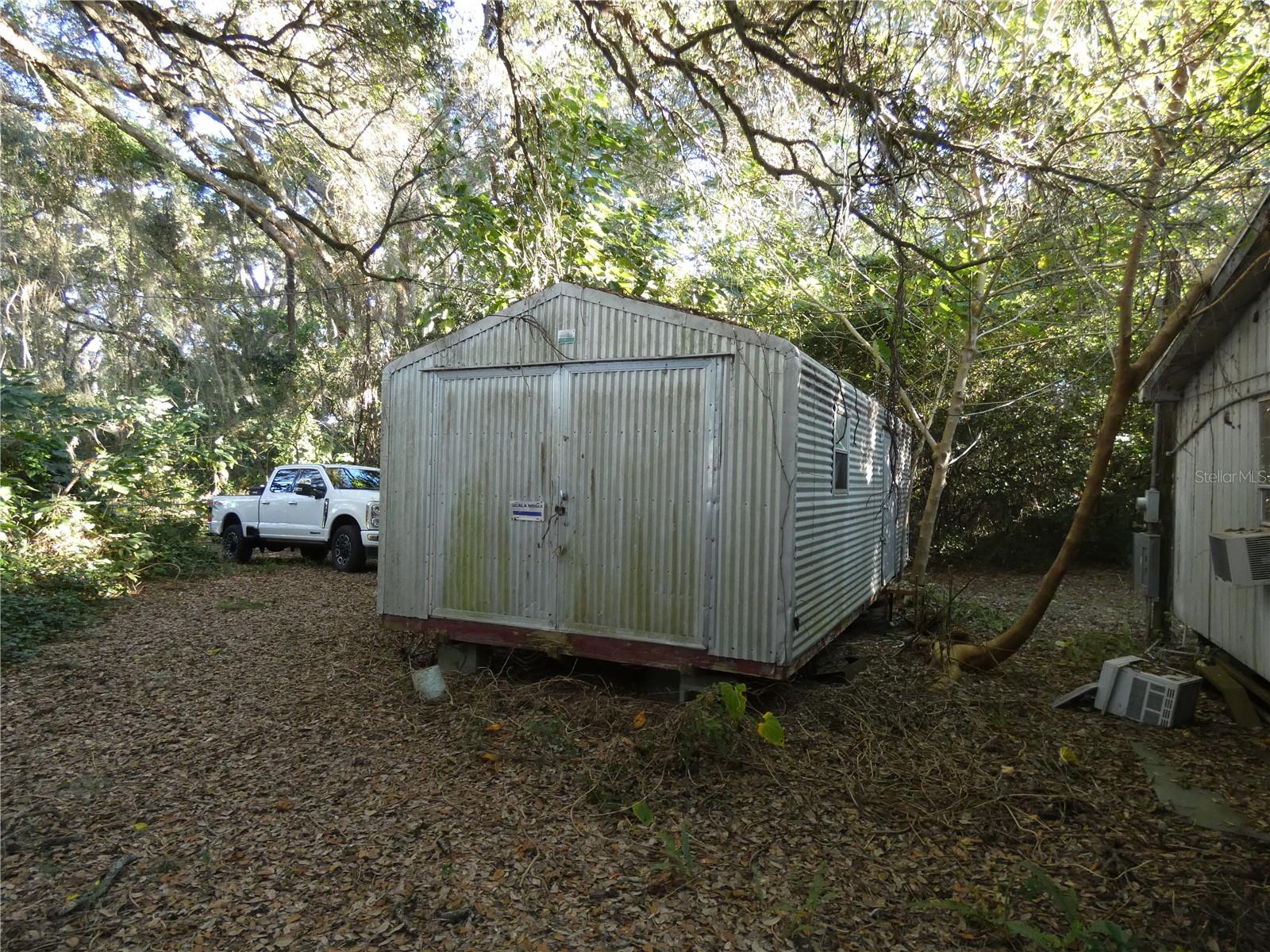 2nd image of 13701 Ne 10th Ct, Citra, FL 32113 | MLS# OM728428