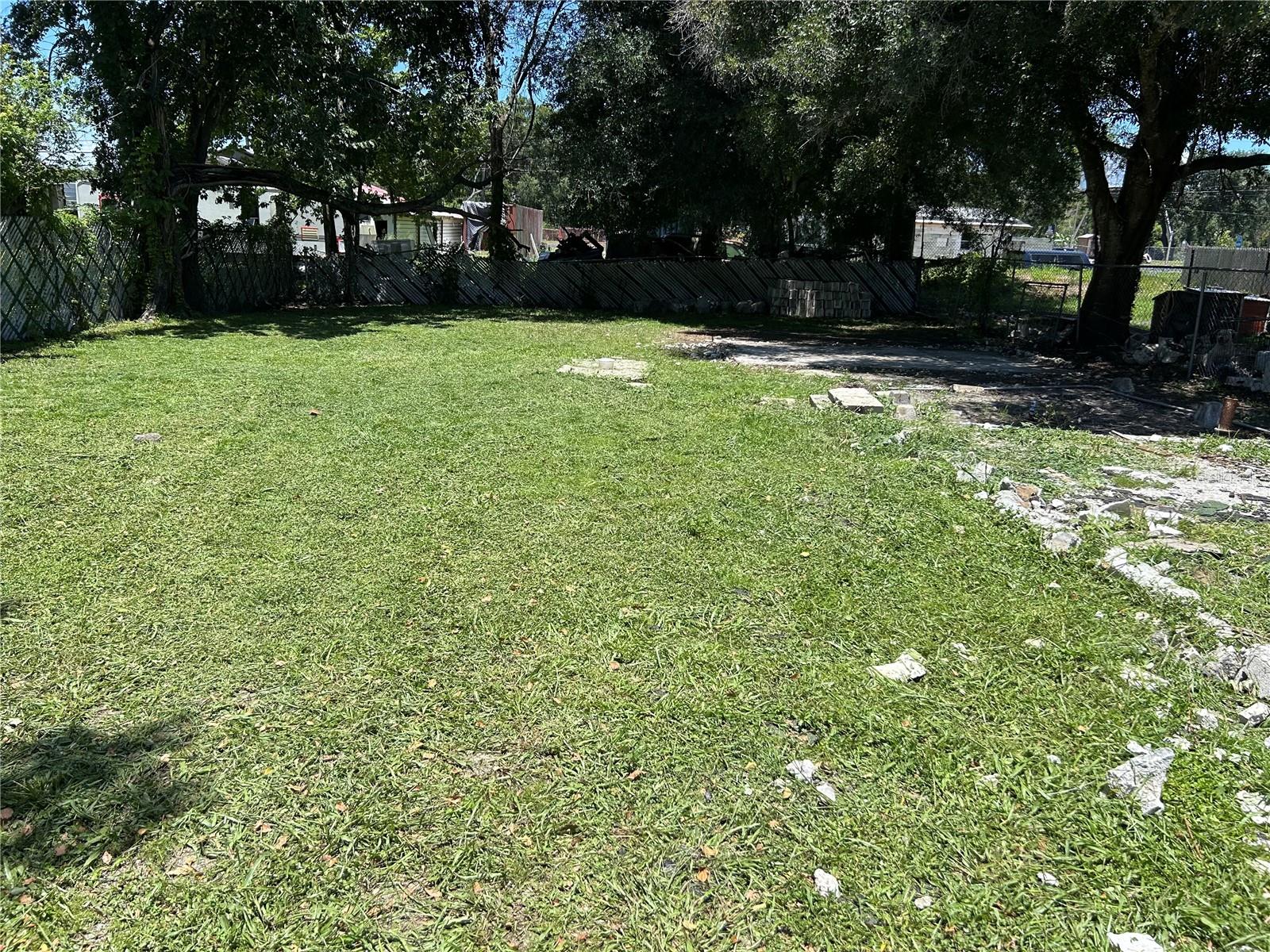 1st image of 129 1st St, Winter Haven, FL 33880 | MLS# S5153703