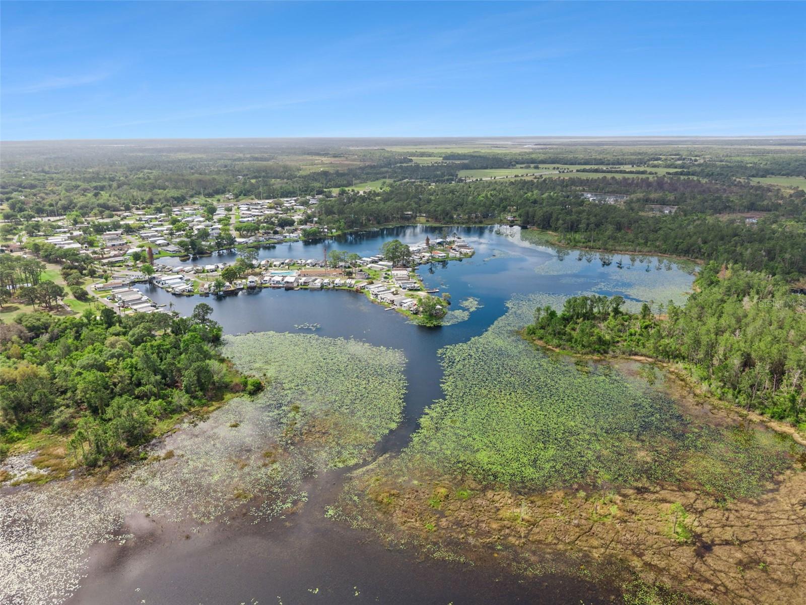 Homes for sale in Osteen, FL | 301 Lakeview Dr, Osteen, FL 32764 | MLS# O6424991
