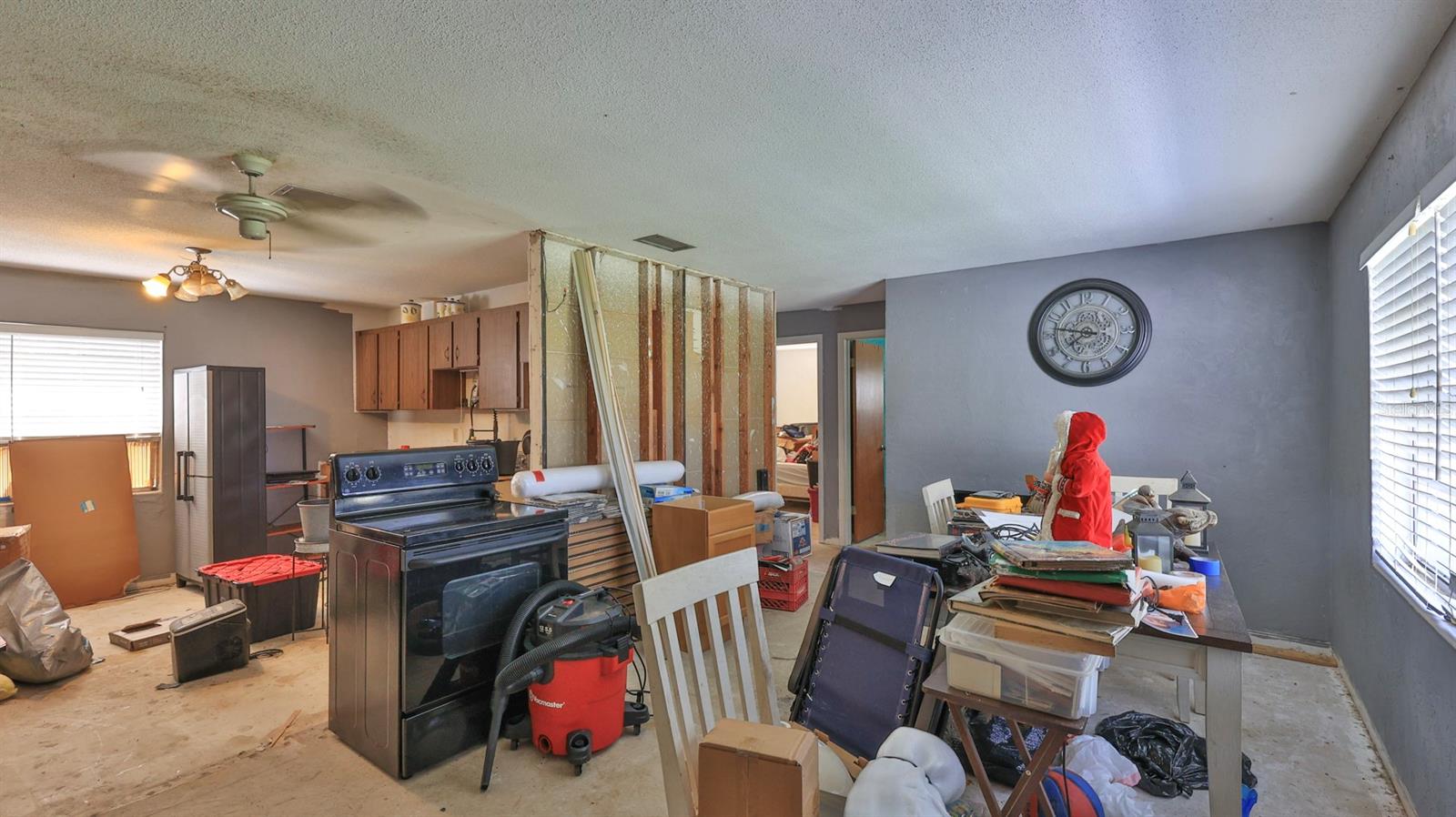 Homes for sale in Edgewater, FL | 1863 Fern Palm Dr, Edgewater, FL 32141 | MLS# NS1088736