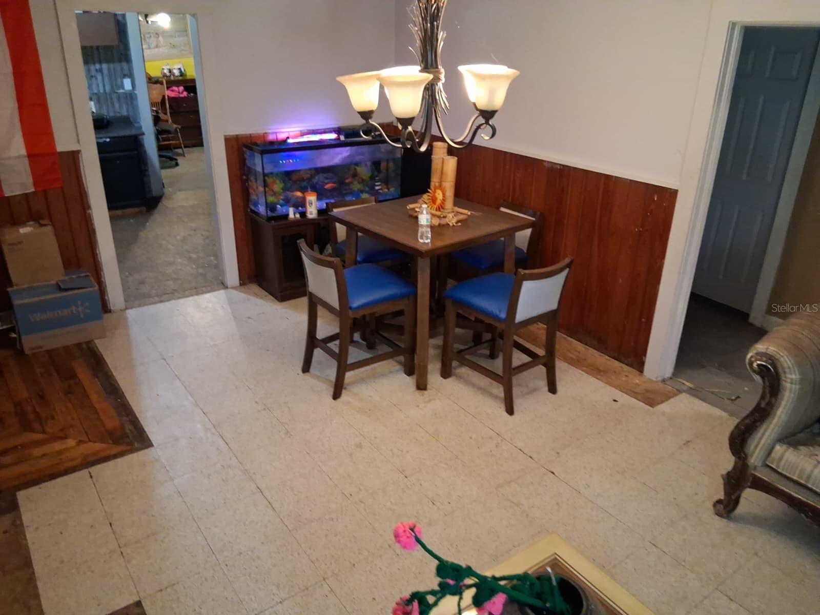 5th image of 5741 Nw 191St Pl, Reddick, FL 32686 | MLS# TB8529213