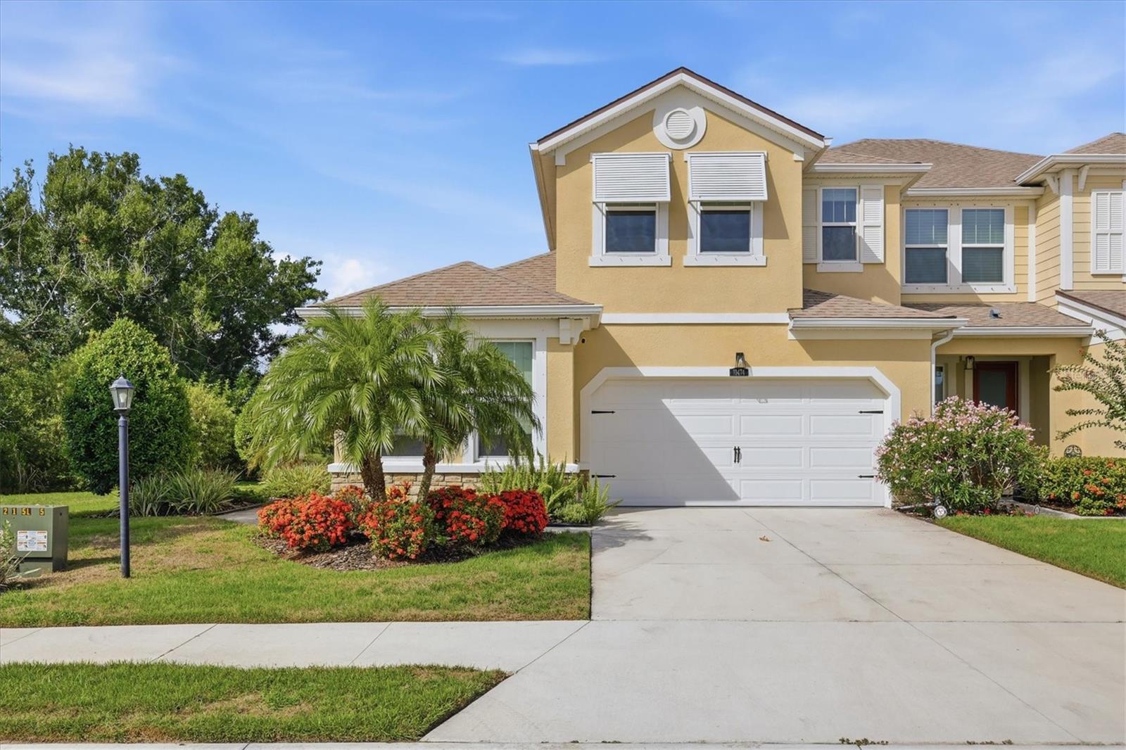3rd image of 11474 Rolling Green Dr, Bradenton, FL 34211 | MLS# A4700028