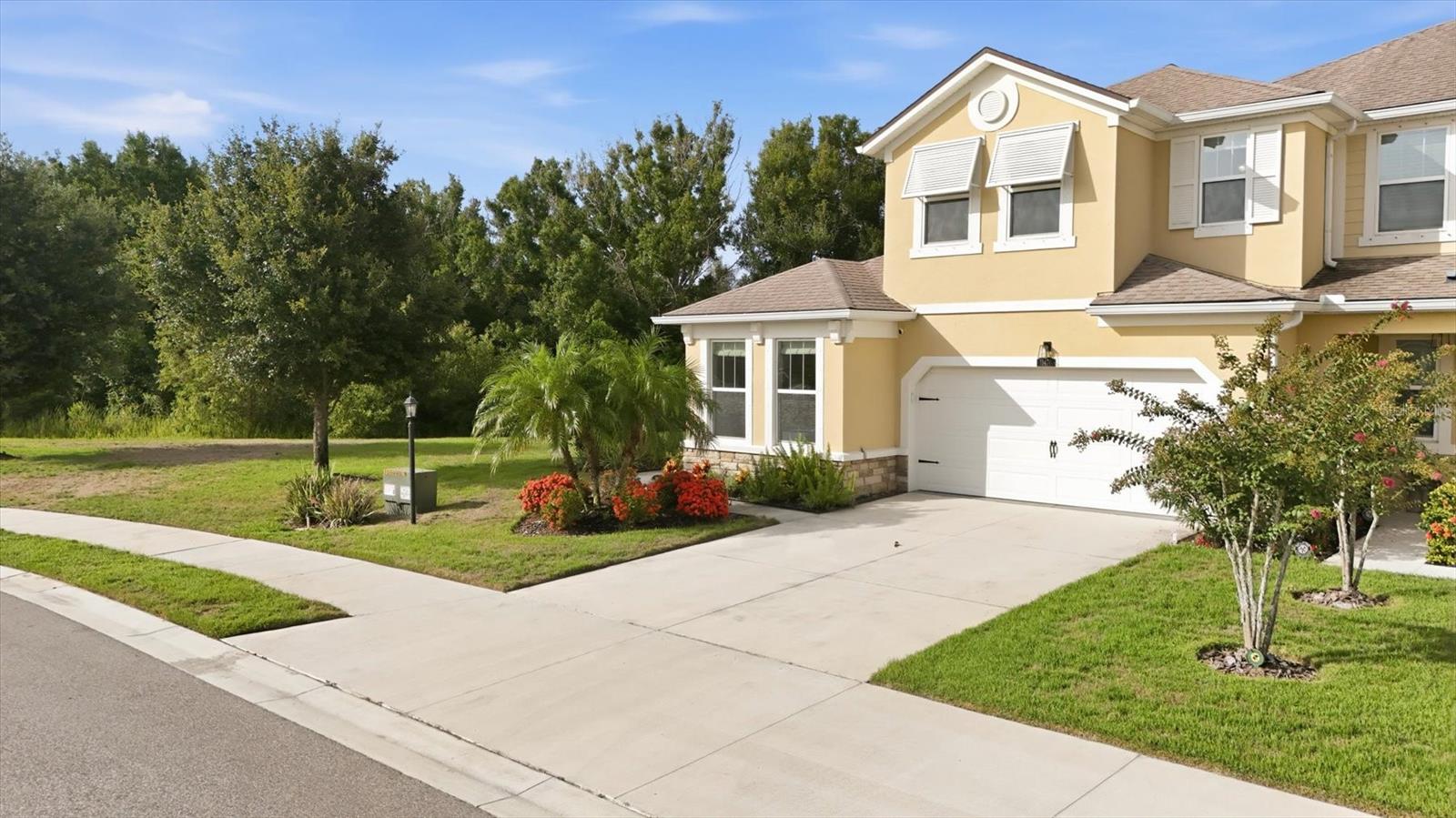 2nd image of 11474 Rolling Green Dr, Bradenton, FL 34211 | MLS# A4700028