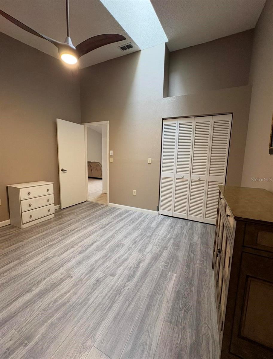 2nd image of 39650 Us Hwy 19 N, TARPON SPRINGS, FL 34689