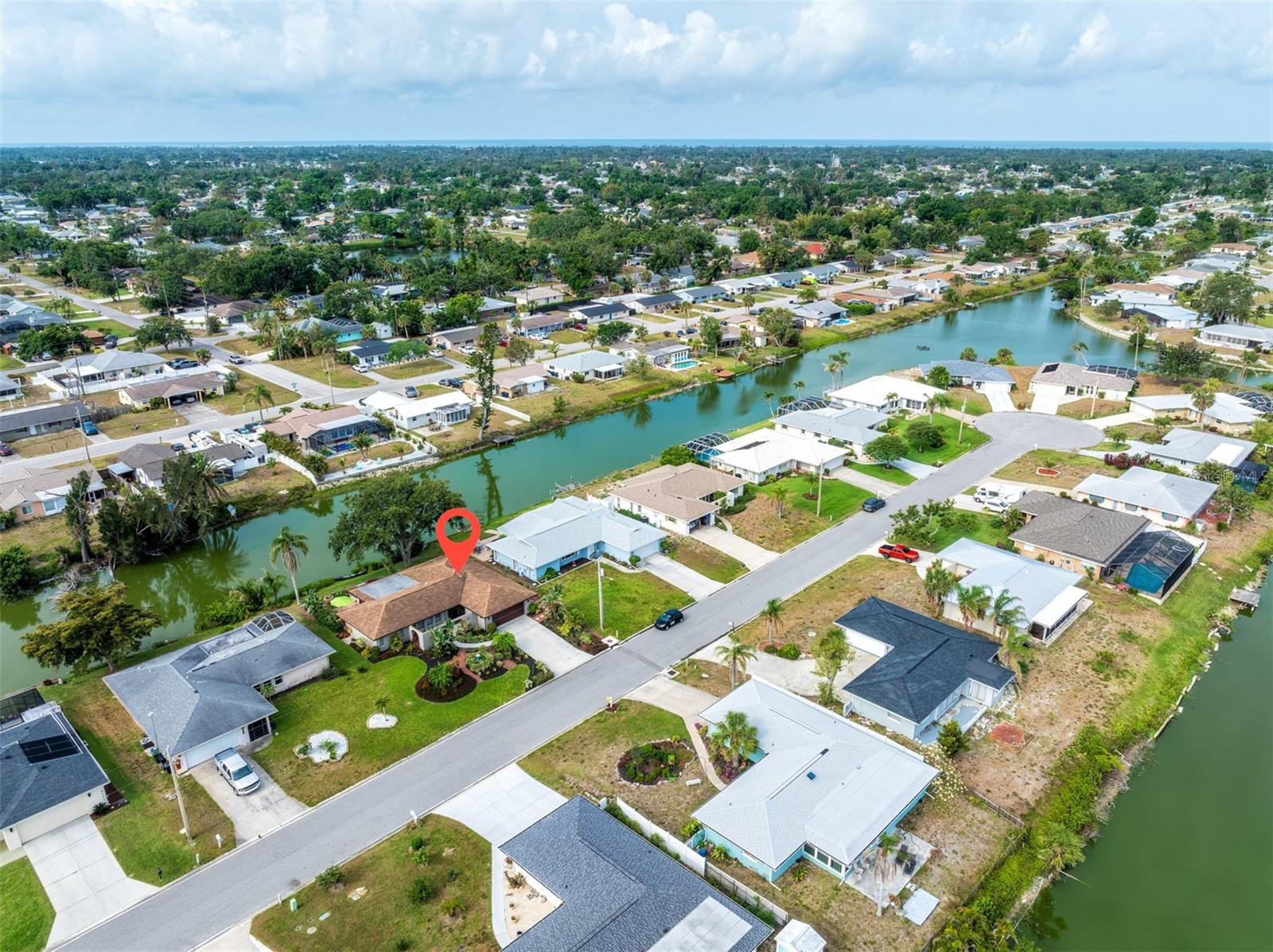 2nd image of 2360 Bal Harbour Dr, Venice, FL 34293 | MLS# TB8529378