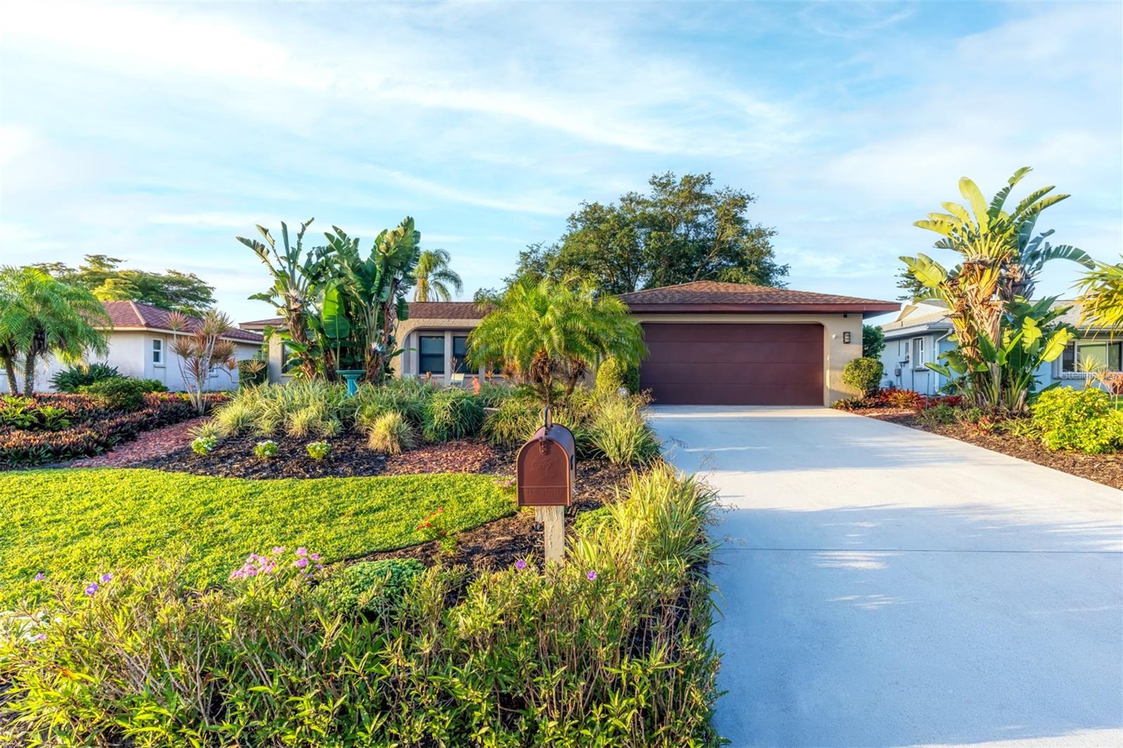 5th image of 2360 Bal Harbour Dr, Venice, FL 34293 | MLS# TB8529378