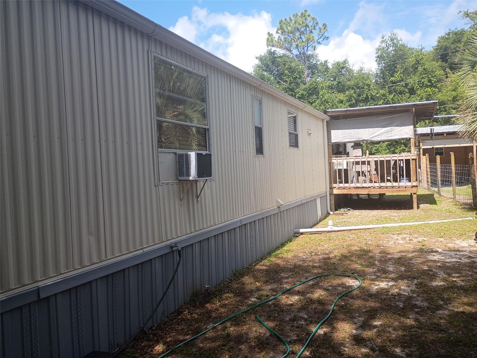 5th image of 711 Se 129Th Ct, Silver Springs, FL 34488 | MLS# OM728502