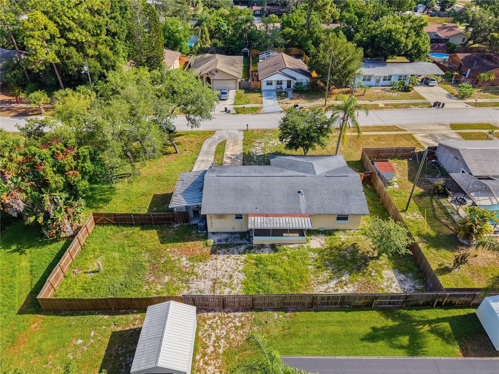 5th image of 1116 E Oakwood St, Tarpon Springs, FL 34689 | MLS# W7887662