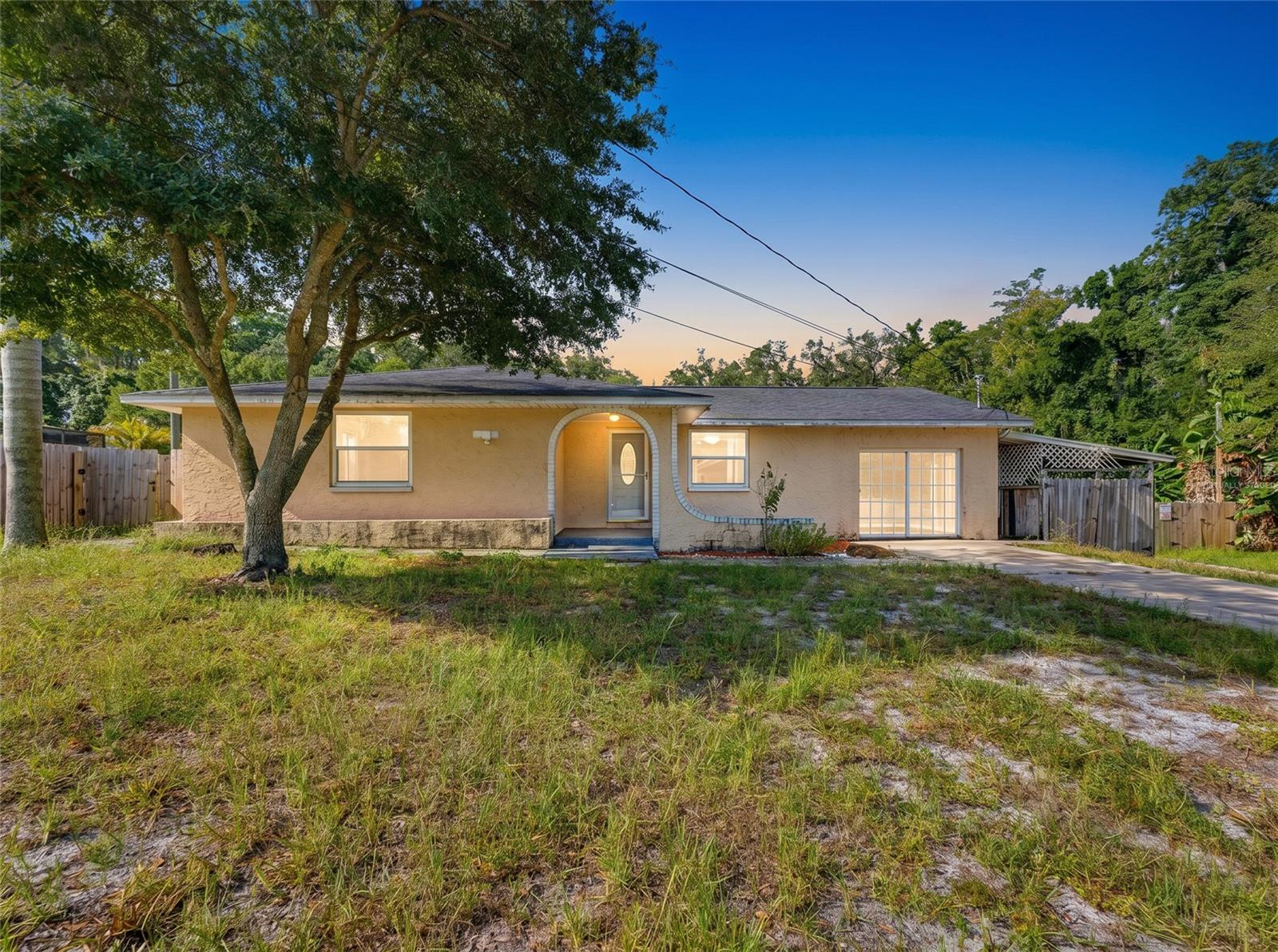 1st image of 1116 E Oakwood St, Tarpon Springs, FL 34689 | MLS# W7887662