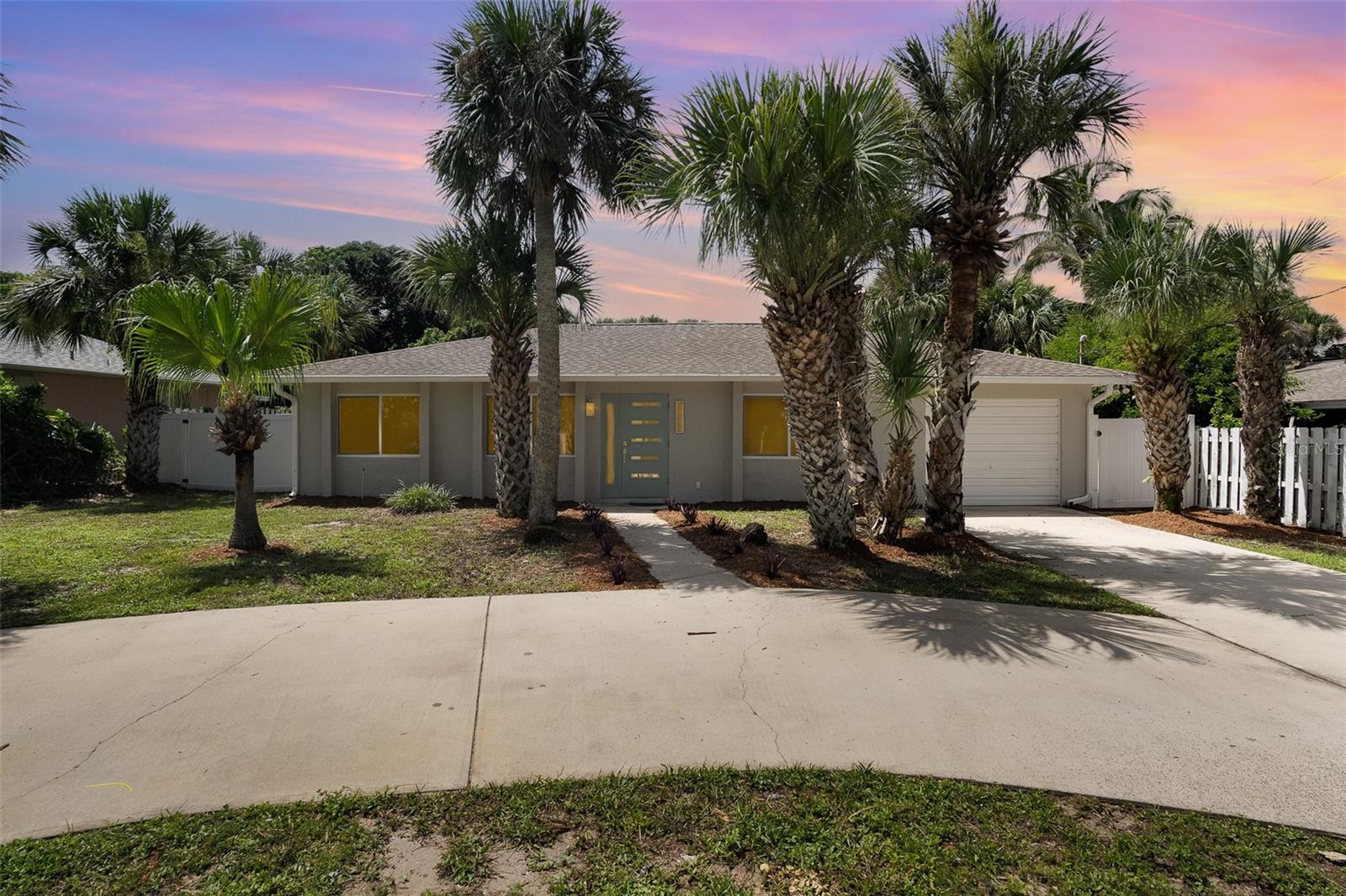 1st image of 125 Matanzas Rd, Melbourne Beach, FL 32951 | MLS# R4911658