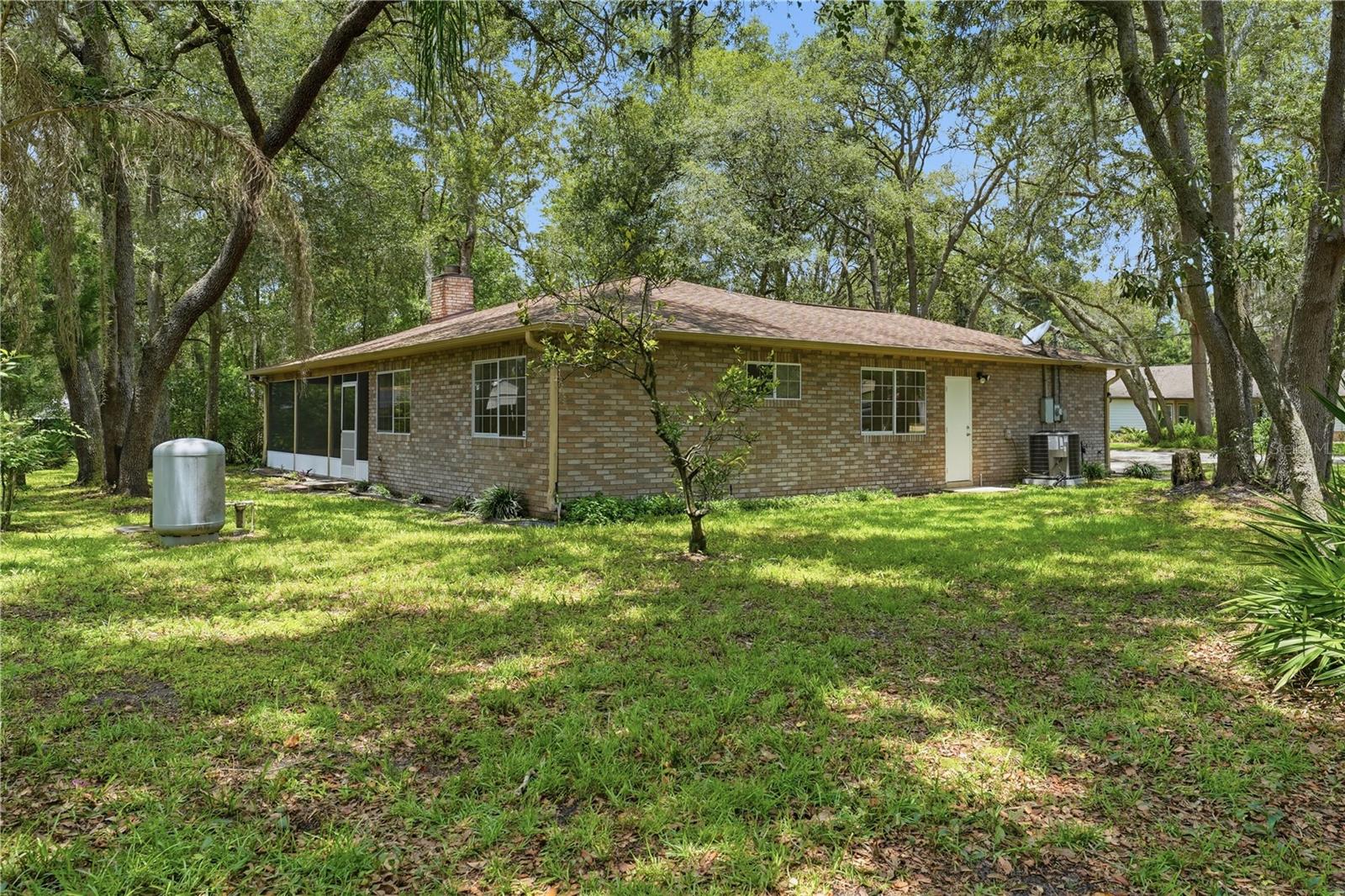 3rd image of 1356 6Th St, Orange City, FL 32763 | MLS# V4950222