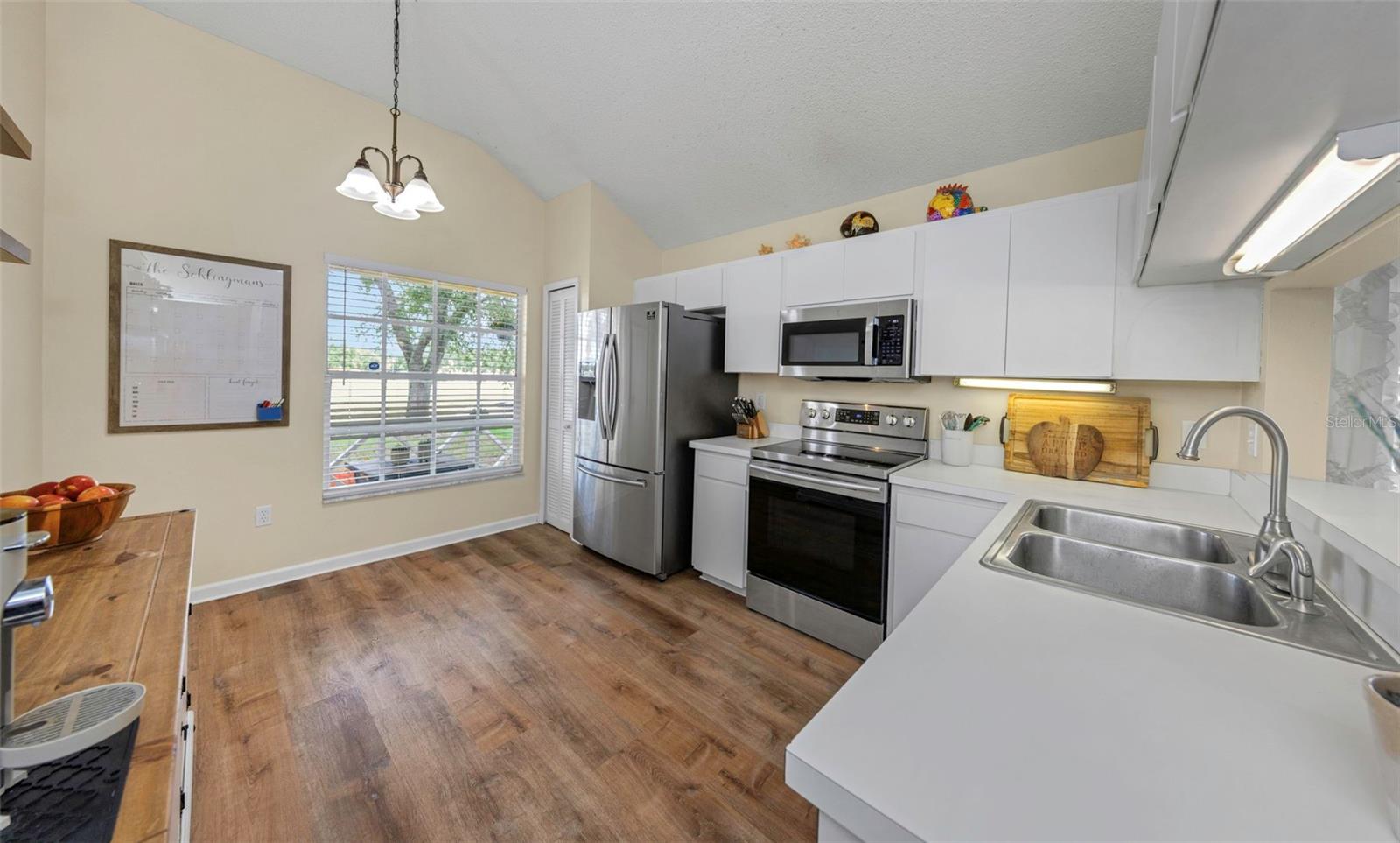 5th image of 3130 Bentley Dr, Palm Harbor, FL 34684 | MLS# TB8529463