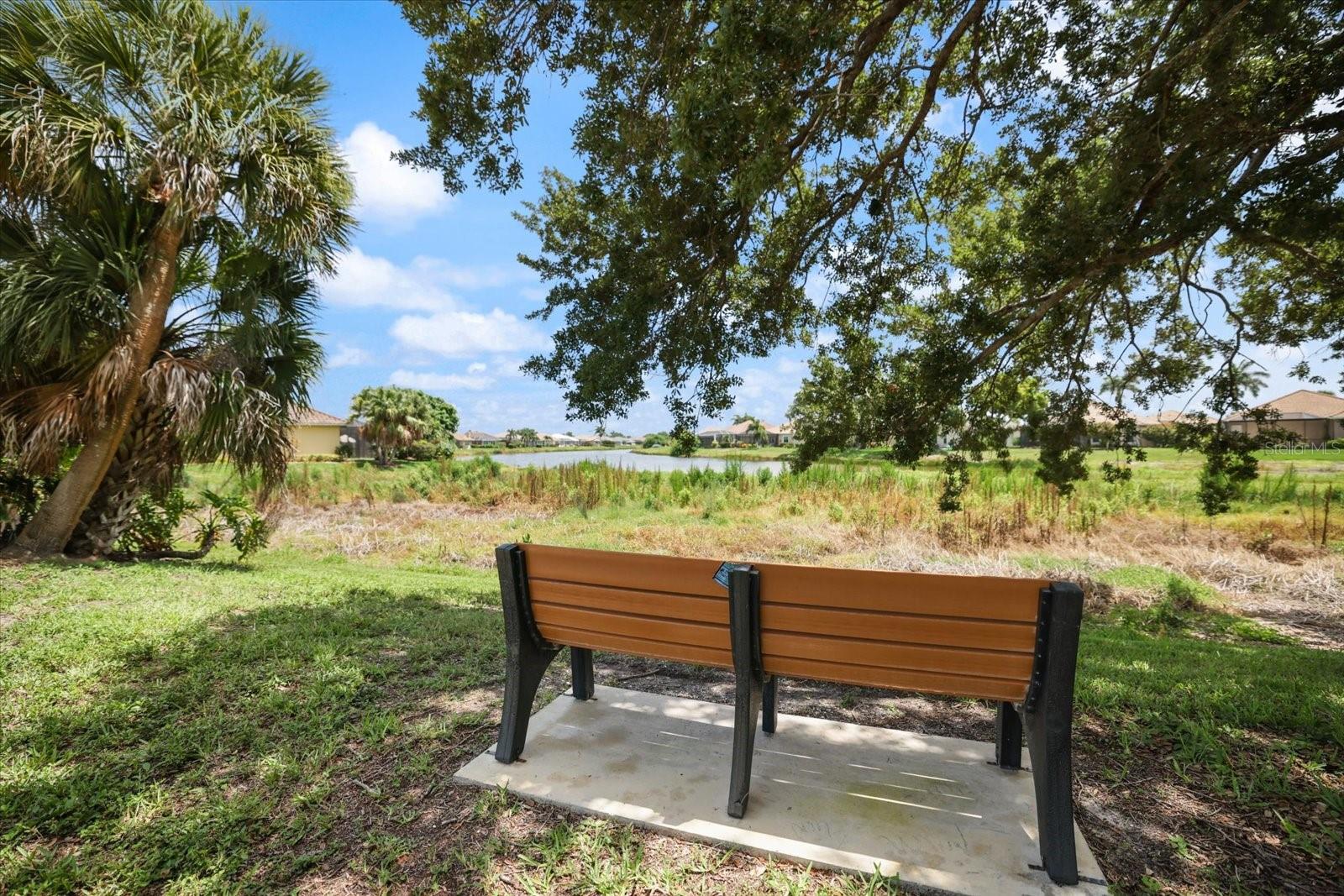 42nd image of 567 Lake Of The Woods Dr, Venice, FL 34293 | MLS# A4700082