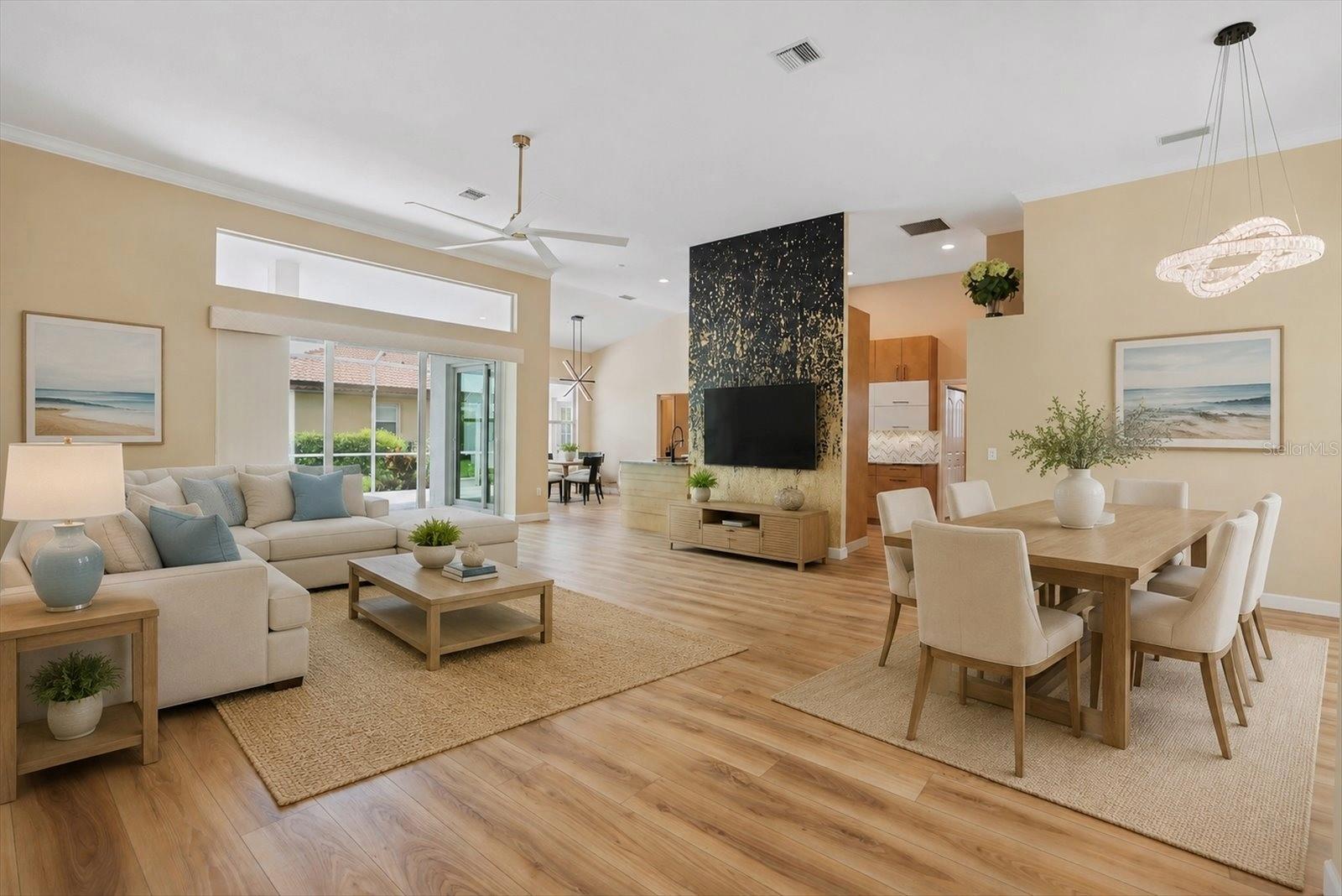 2nd image of 567 Lake Of The Woods Dr, Venice, FL 34293 | MLS# A4700082
