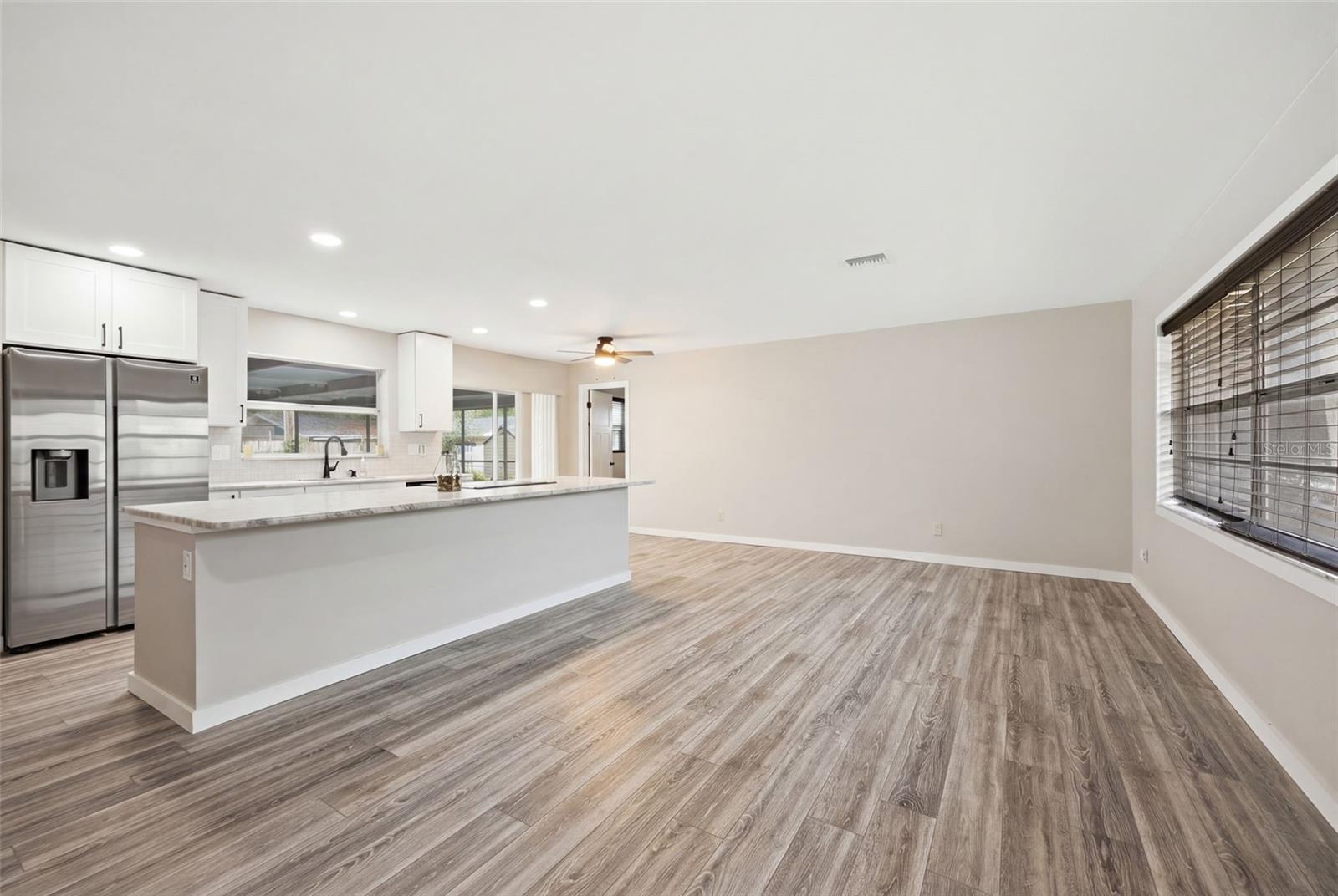 3rd image of 1901 Briarwood St, Dunedin, FL 34698 | MLS# TB8529502