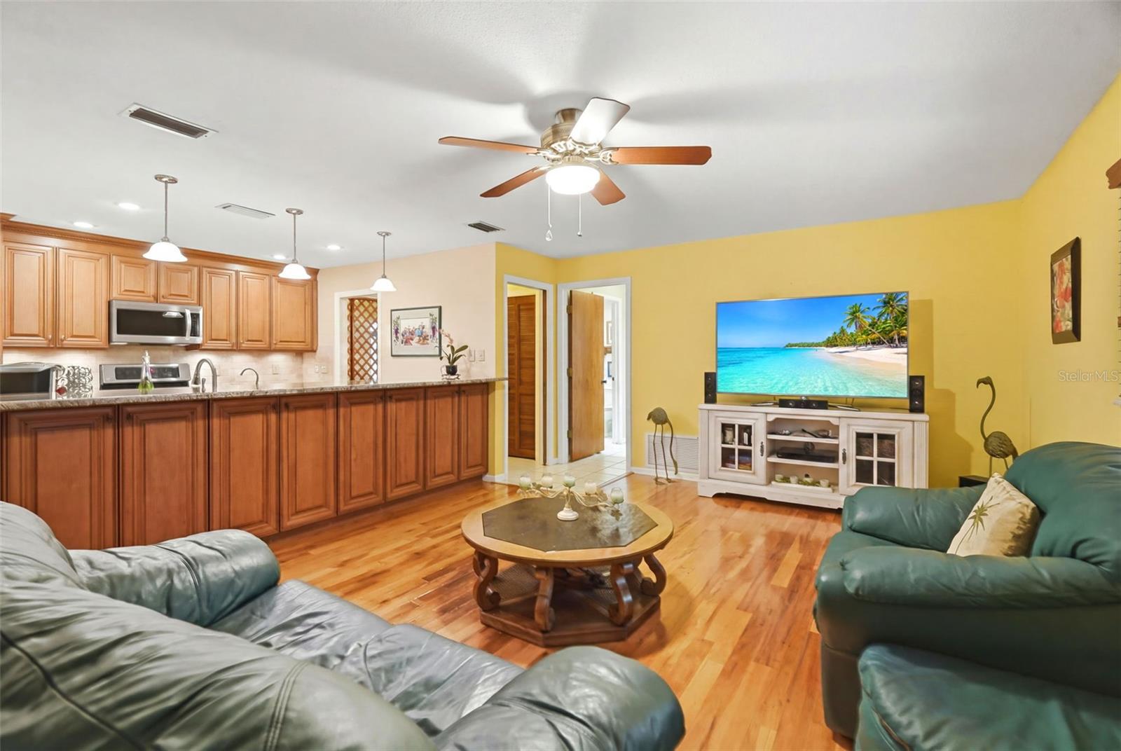4th image of 1660 Narnia Ct, Dunedin, FL 34698 | MLS# TB8529530