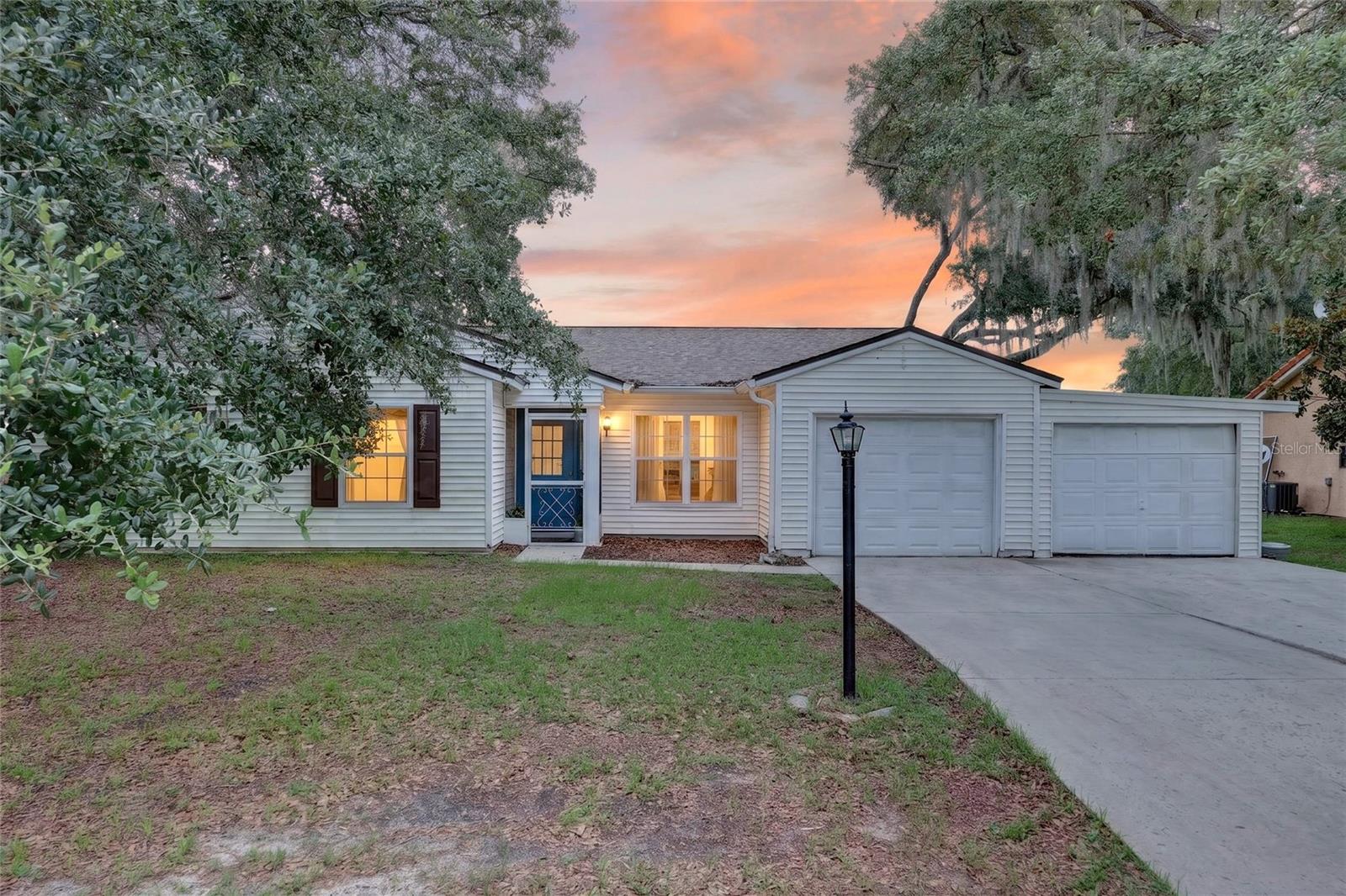 3rd image of 303 Oak Track Pass, Ocala, FL 34472 | MLS# OM728533