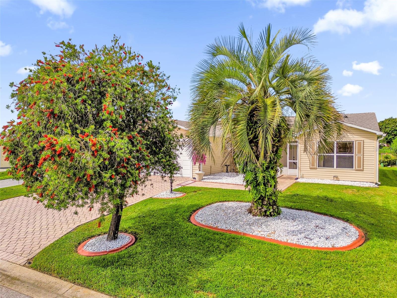 40th image of 17648 Se 93rd Butler Ct, The Villages, FL 32162 | MLS# G5115136