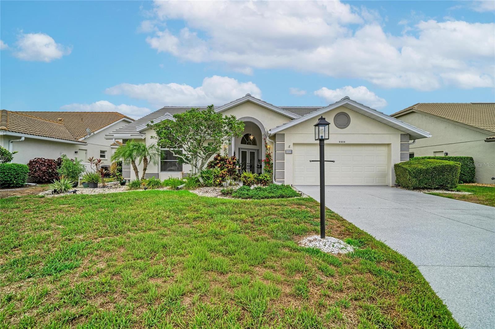 1st image of 6604 Stone River Rd, Bradenton, FL 34203 | MLS# A4700117